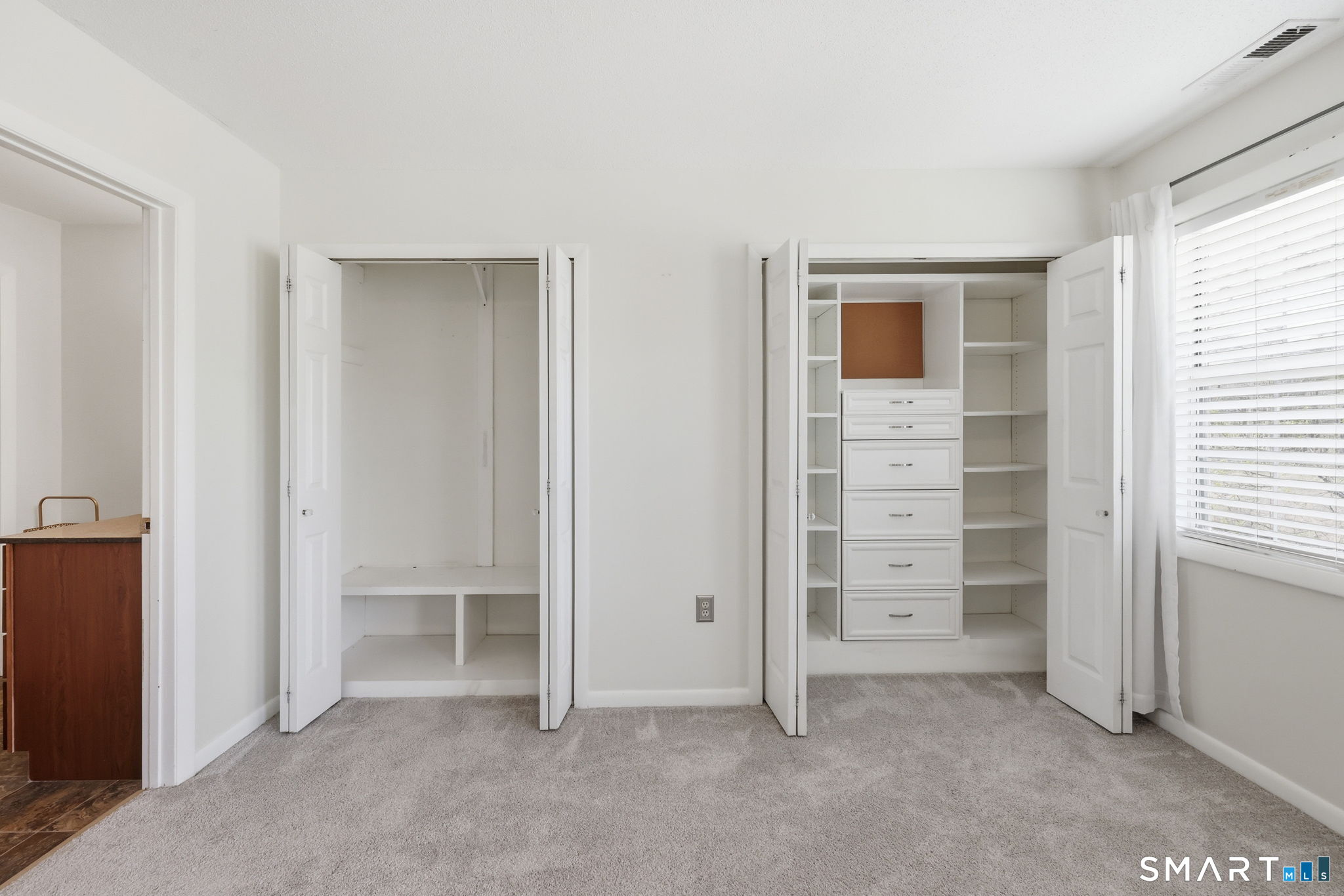 1402 Sunfield Drive 1402