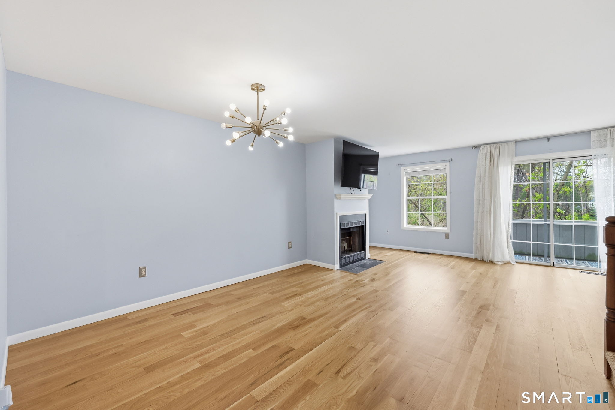 1402 Sunfield Drive 1402