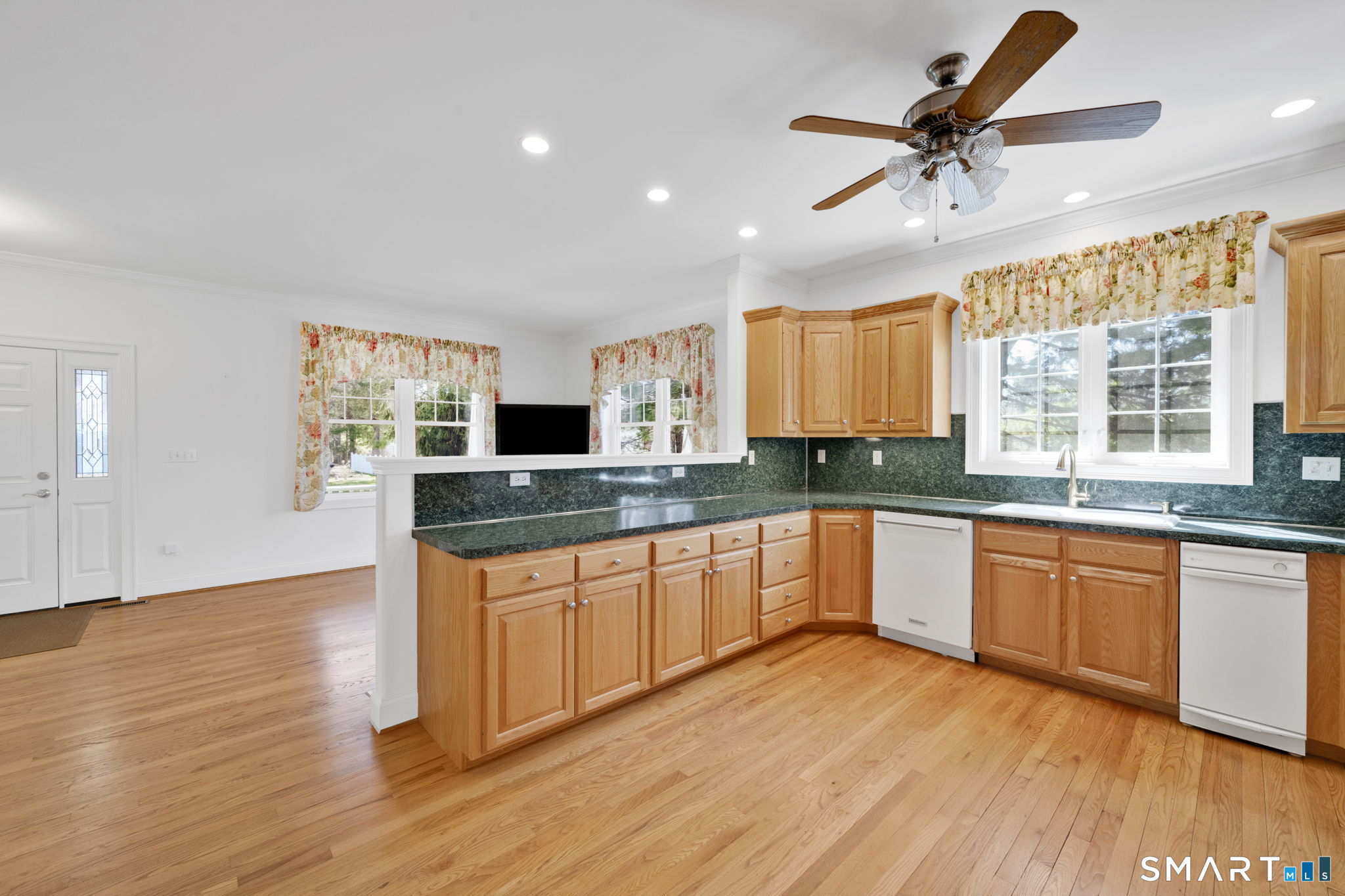 95 Riverview Drive 95