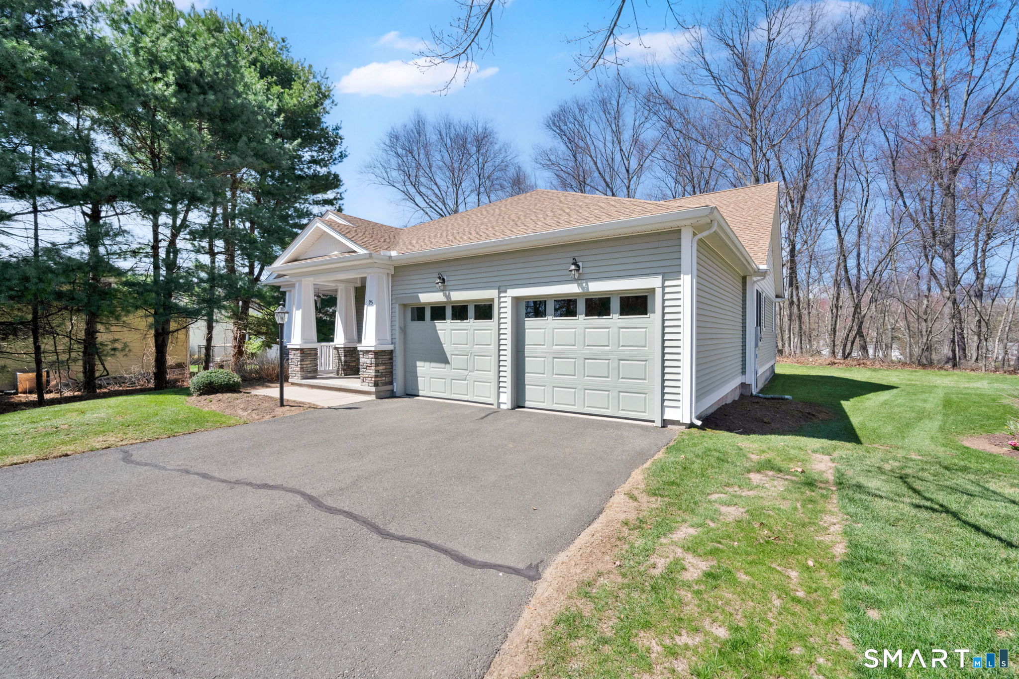 95 Riverview Drive 95