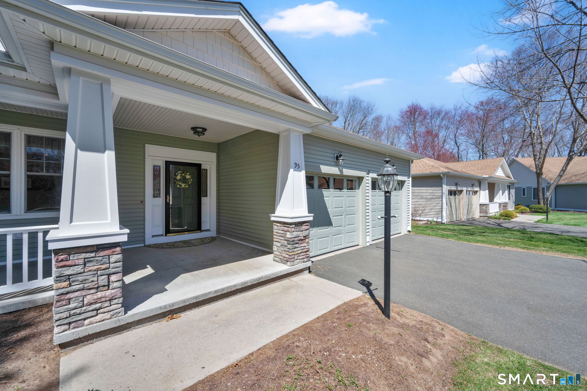 95 Riverview Drive 95