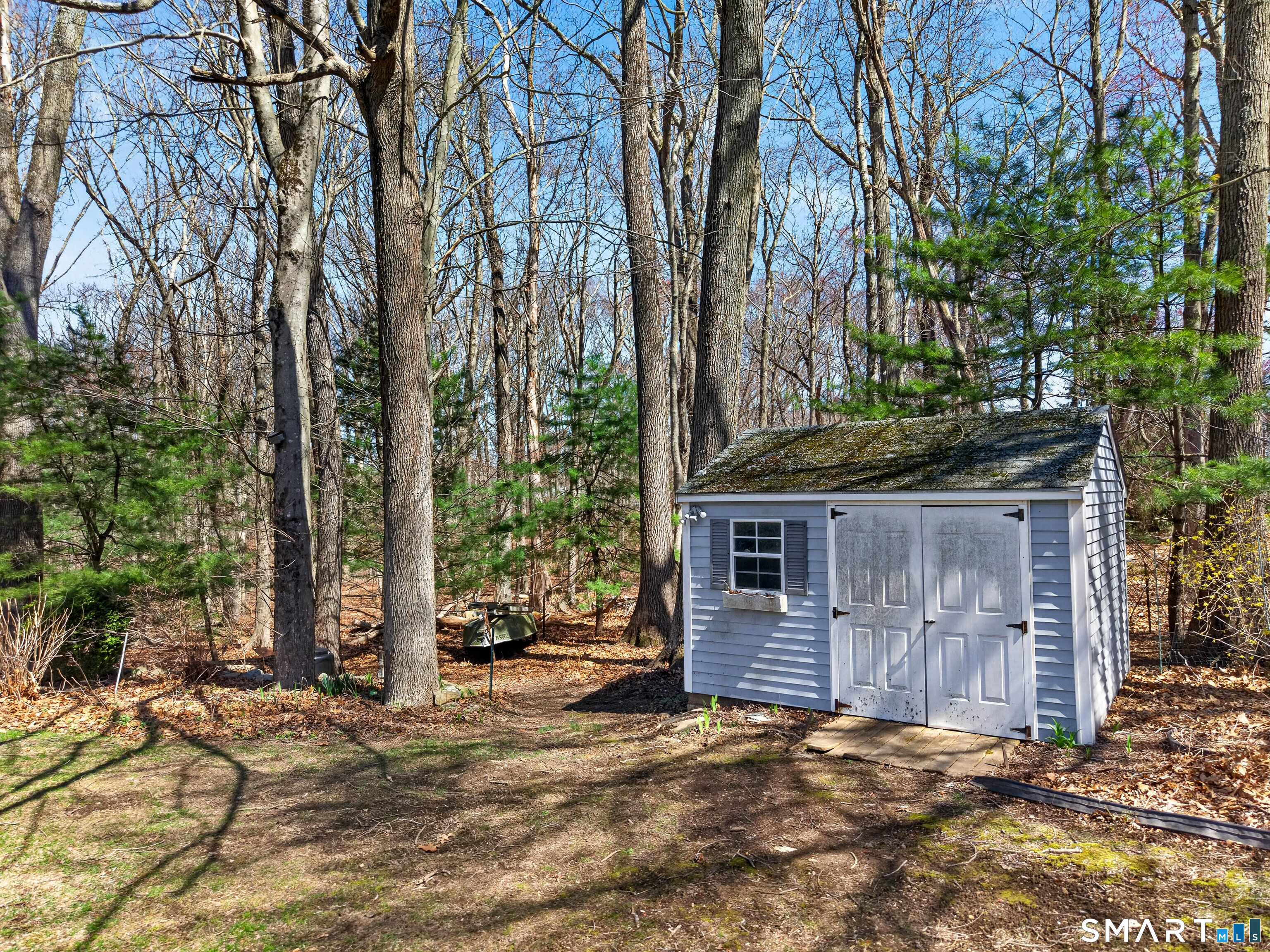 127 Pollys Lane