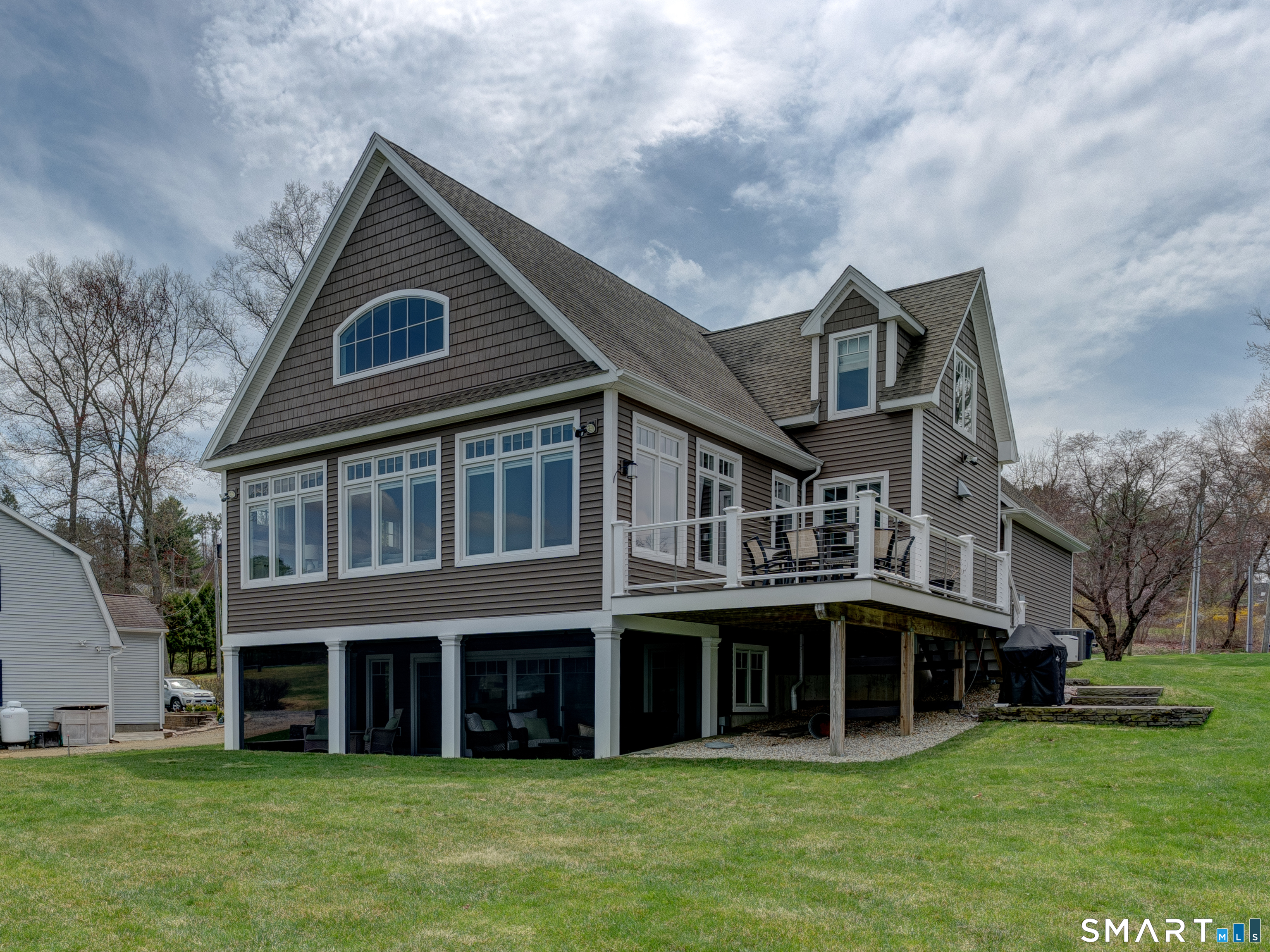 12 Webster Lane