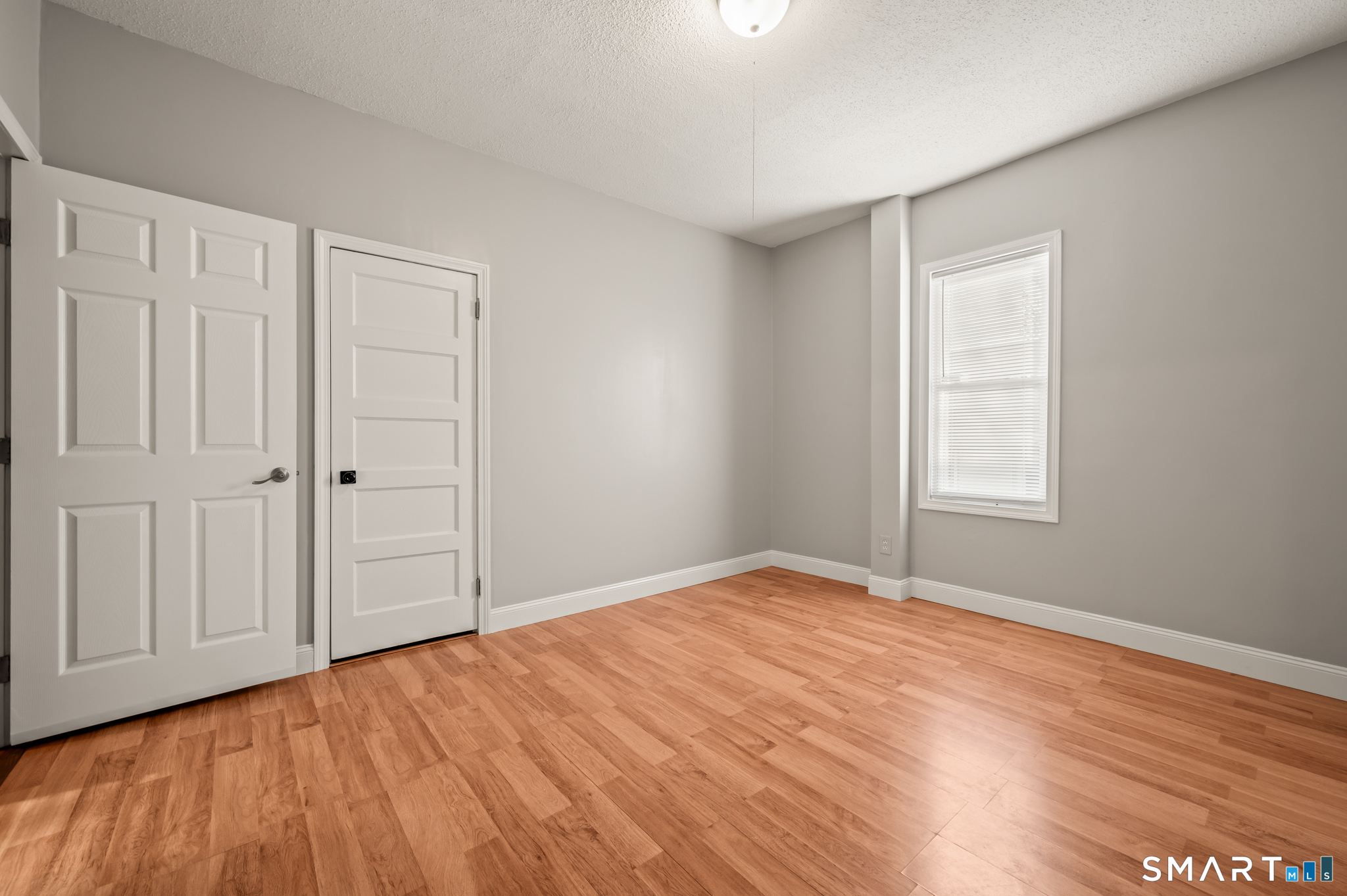 33 Hillhurst Avenue