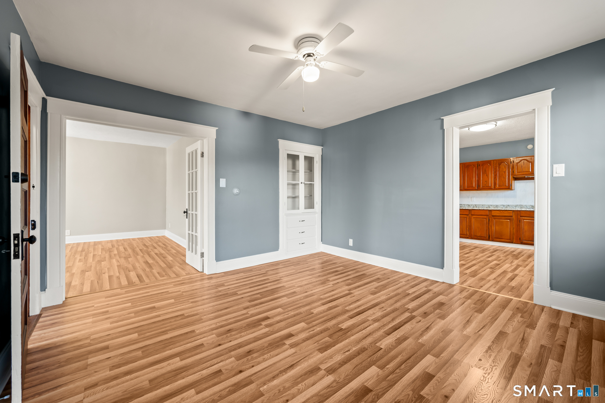 33 Hillhurst Avenue