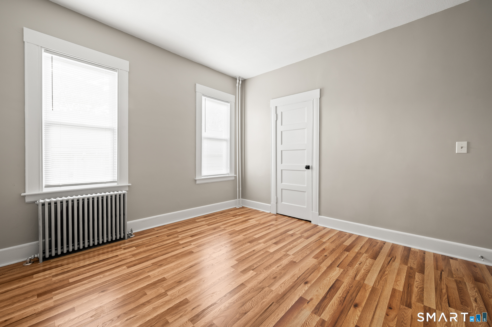 33 Hillhurst Avenue
