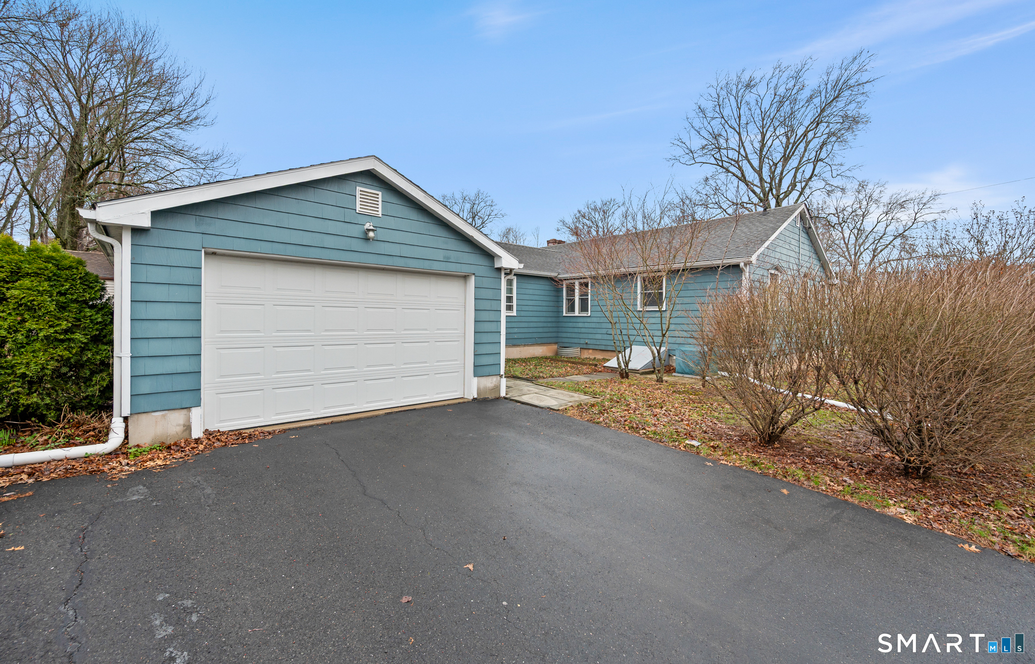 158 Dix Road