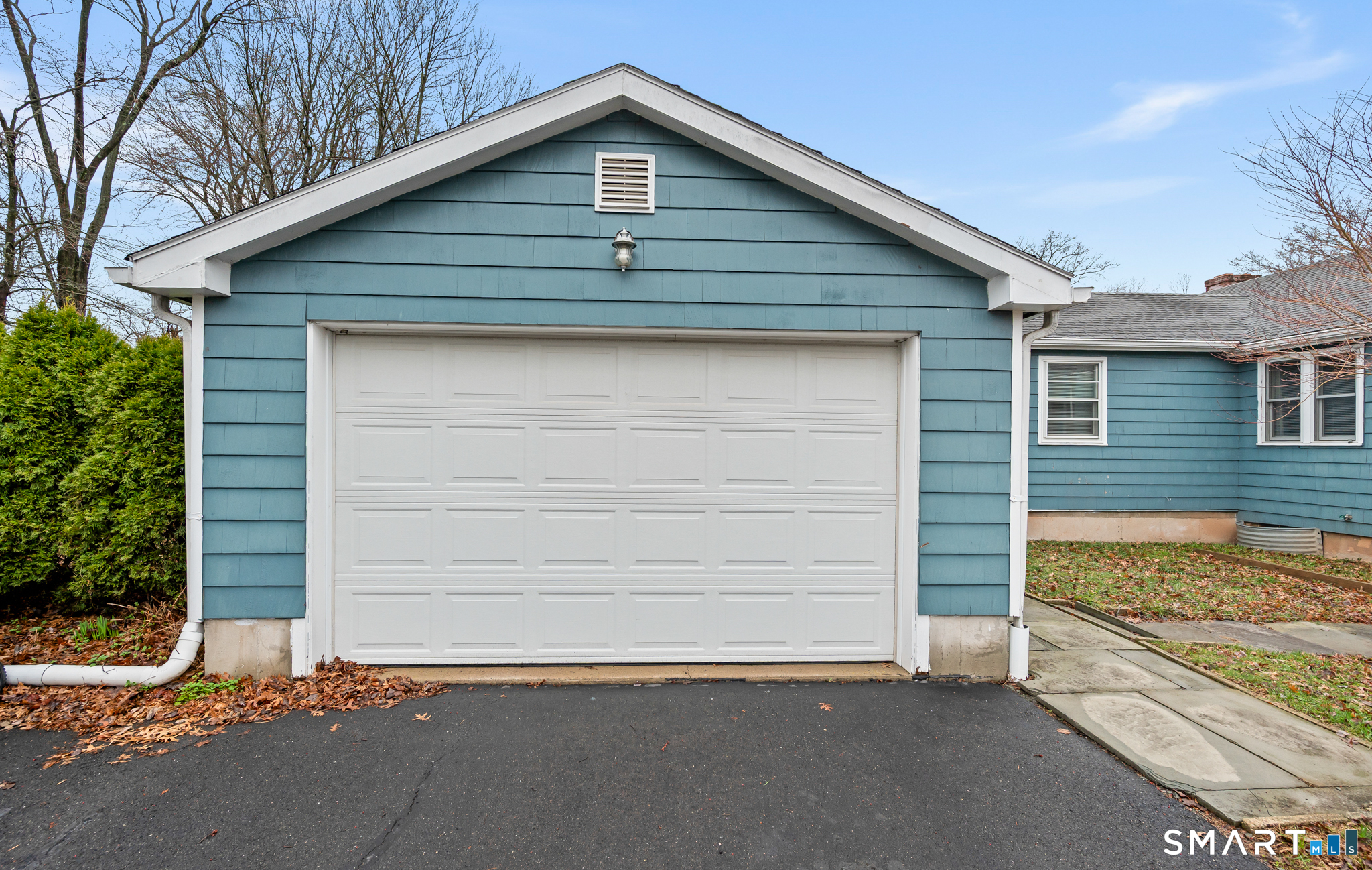 158 Dix Road