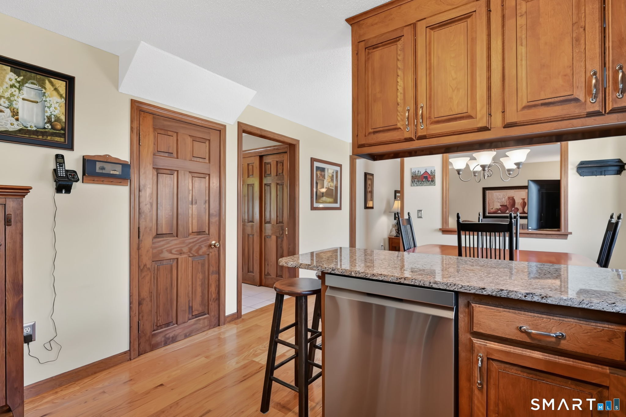 87 Jessica Drive