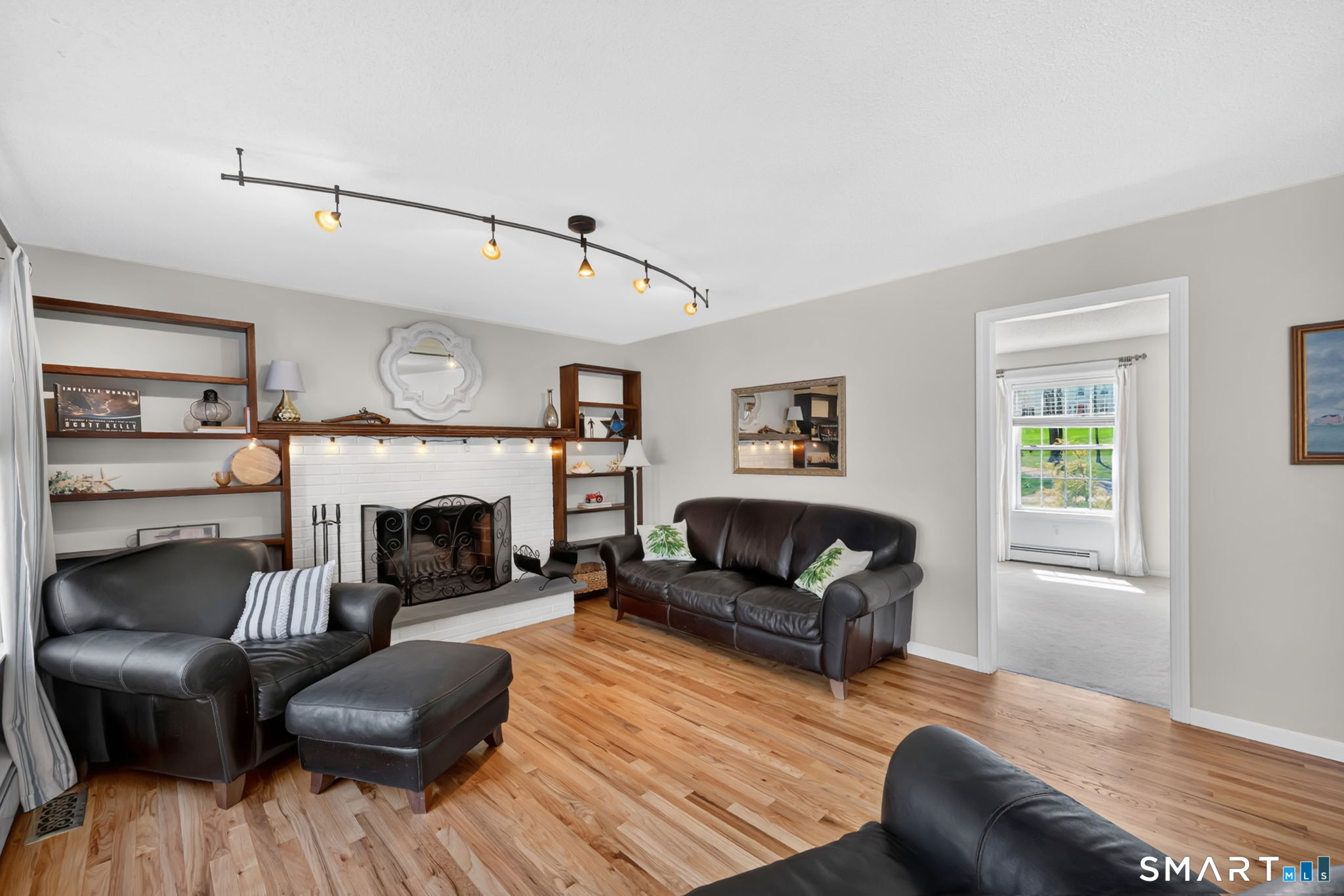 198 North Farms Road