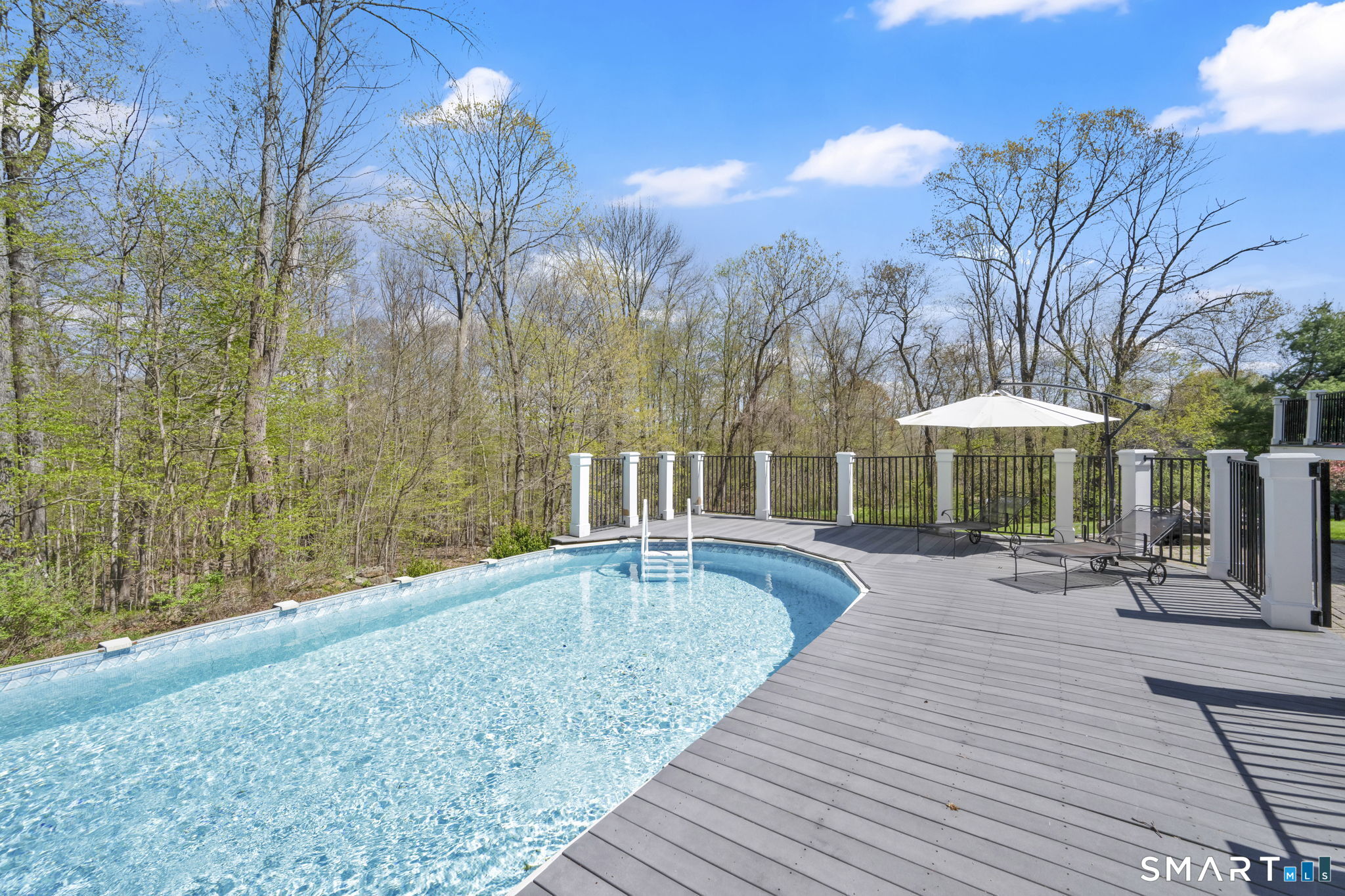 198 North Farms Road