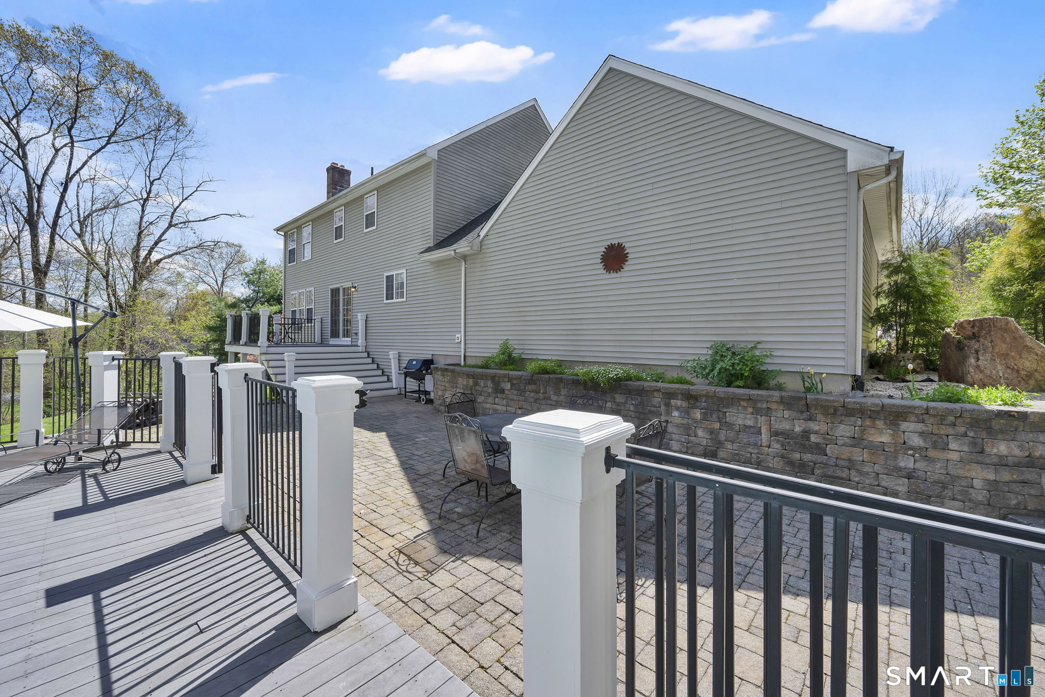 198 North Farms Road