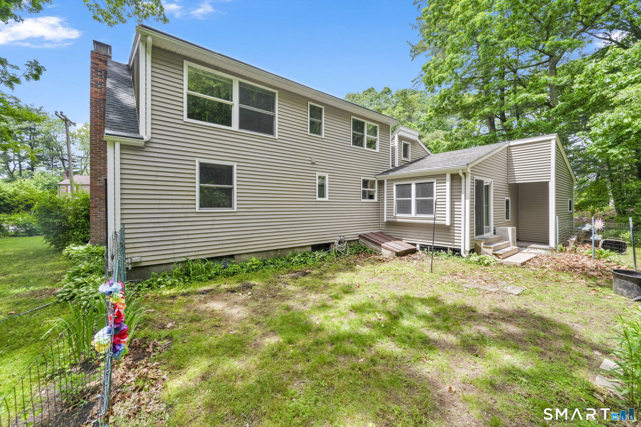 40 Shadycrest Drive