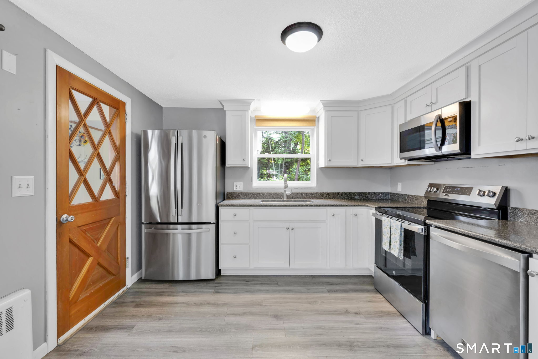 40 Shadycrest Drive