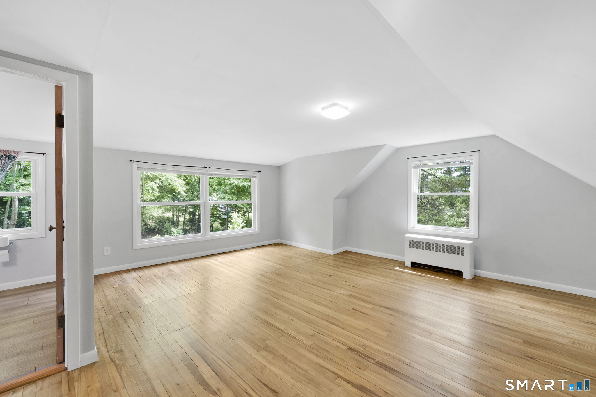 40 Shadycrest Drive