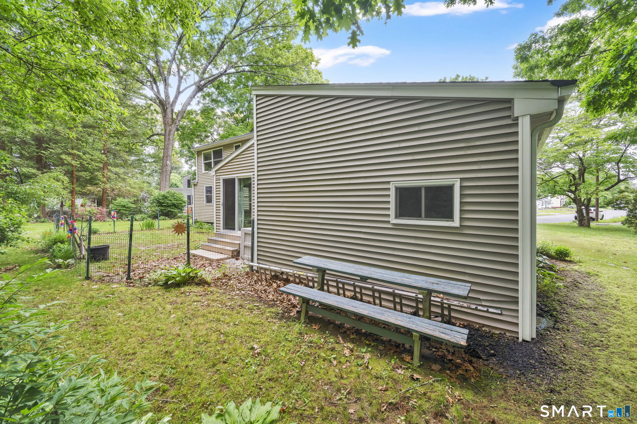 40 Shadycrest Drive
