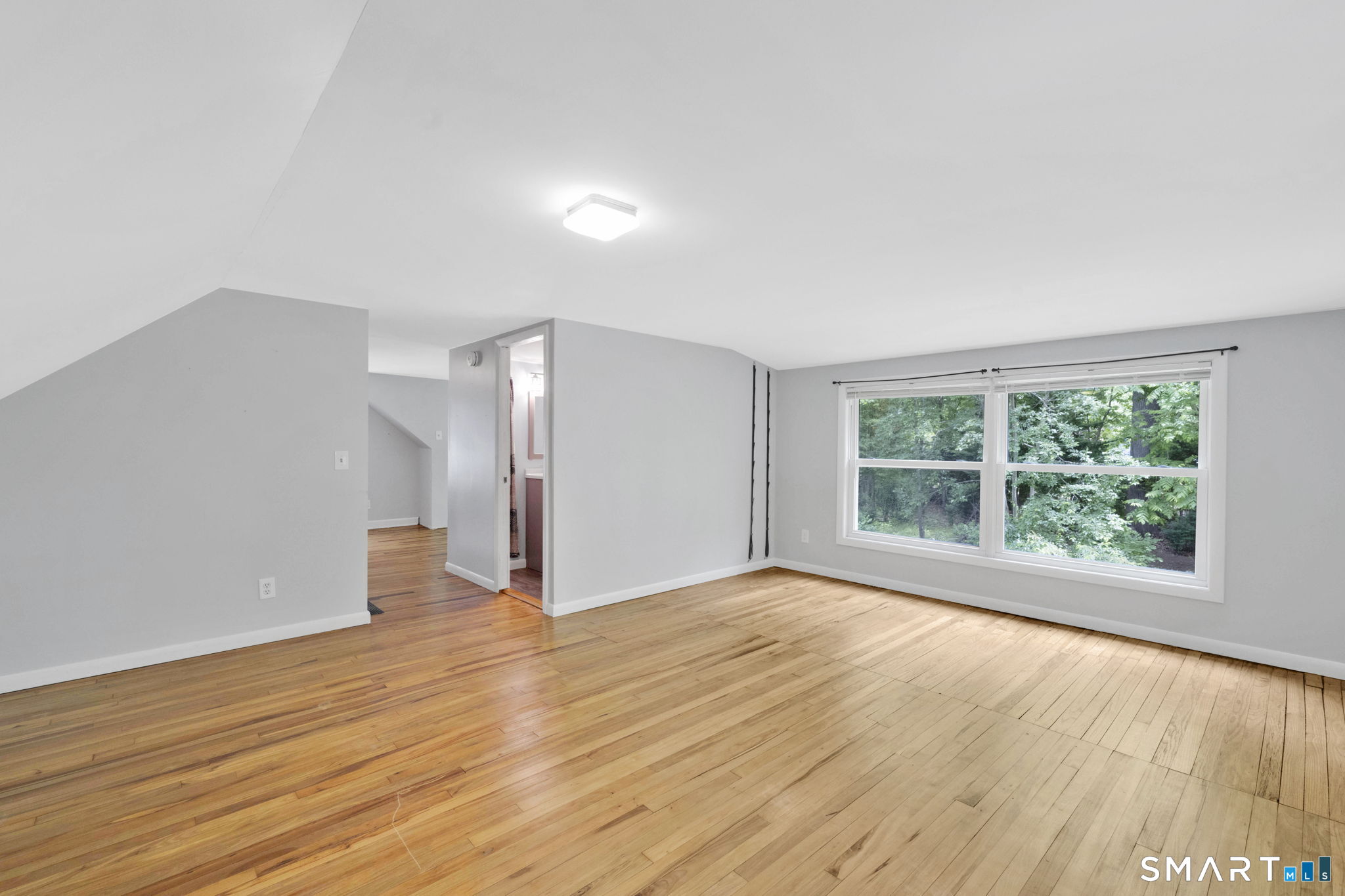 40 Shadycrest Drive