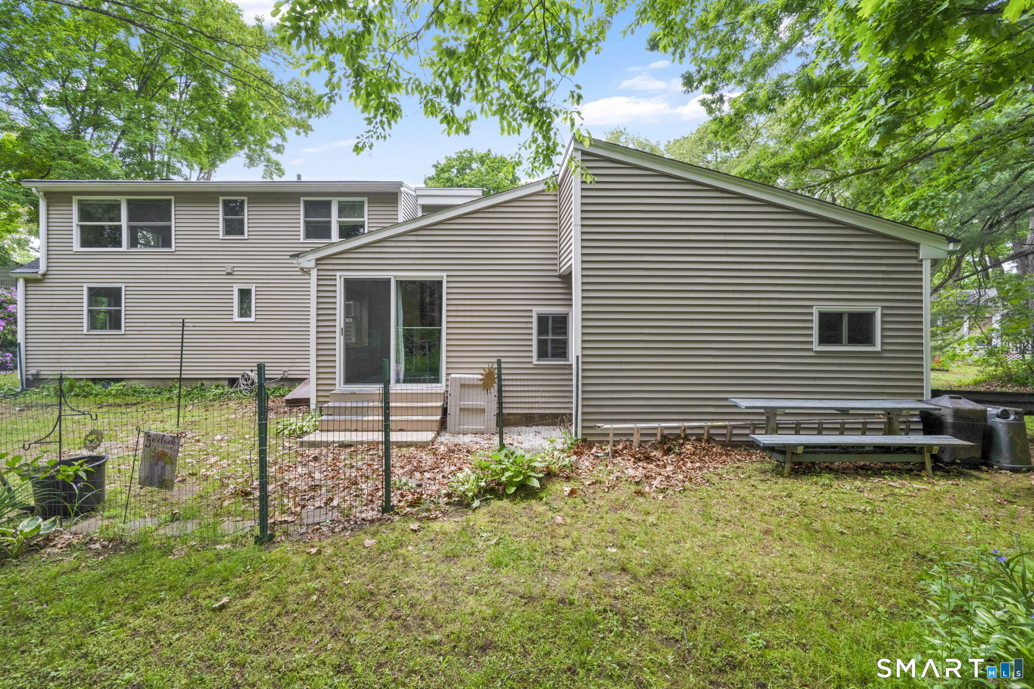 40 Shadycrest Drive