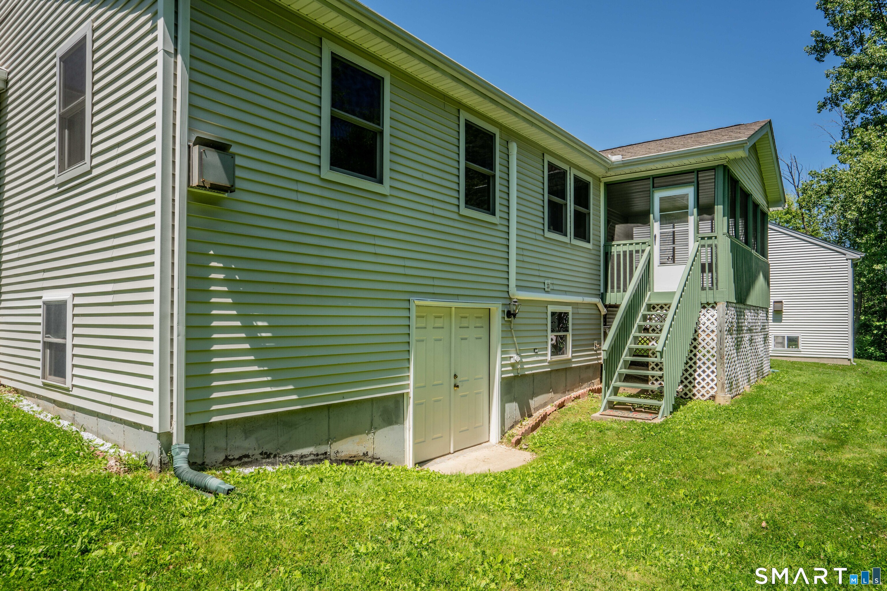 10 Scherer Lane