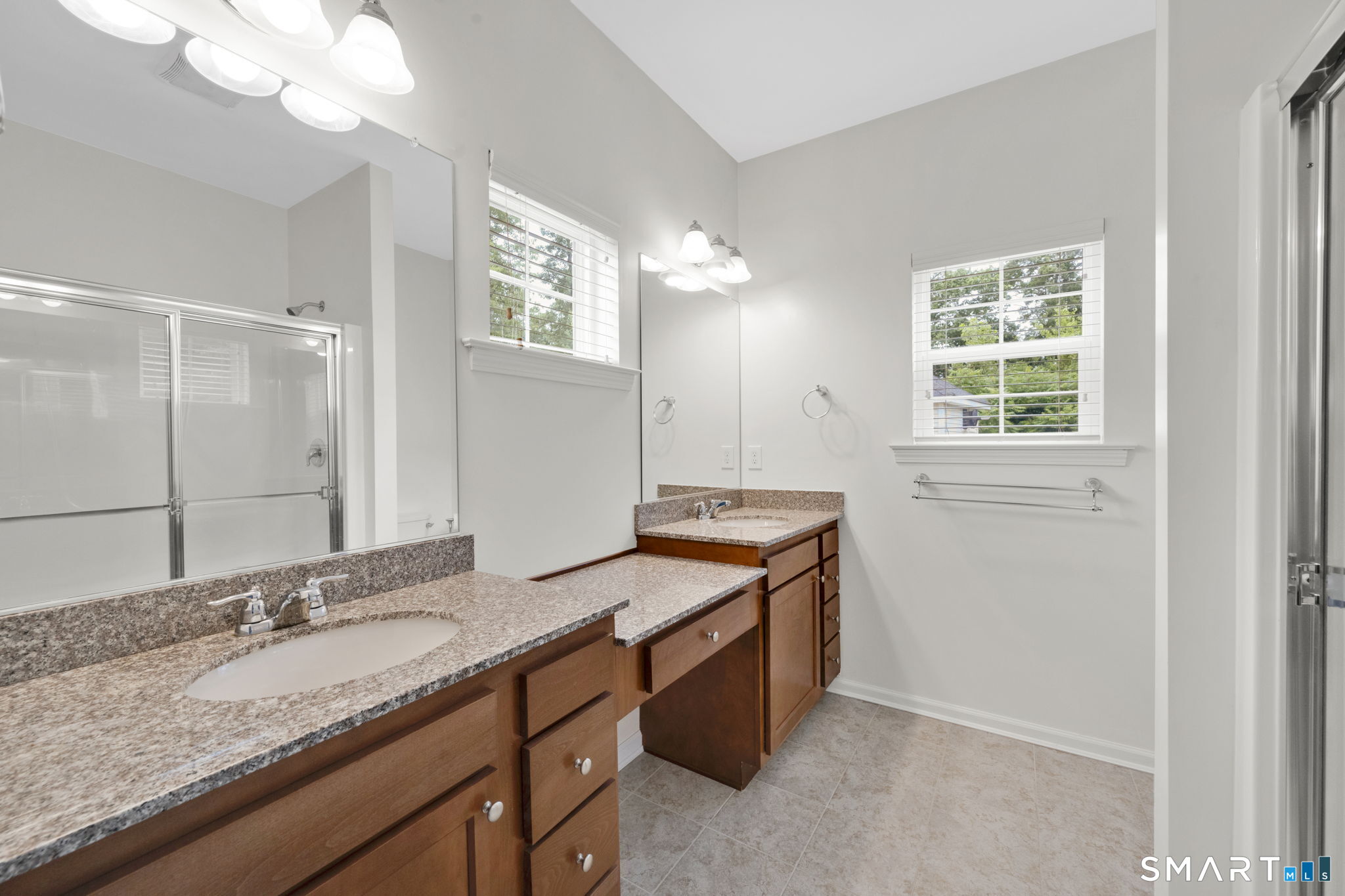 105 Pepin Place Unit: 105