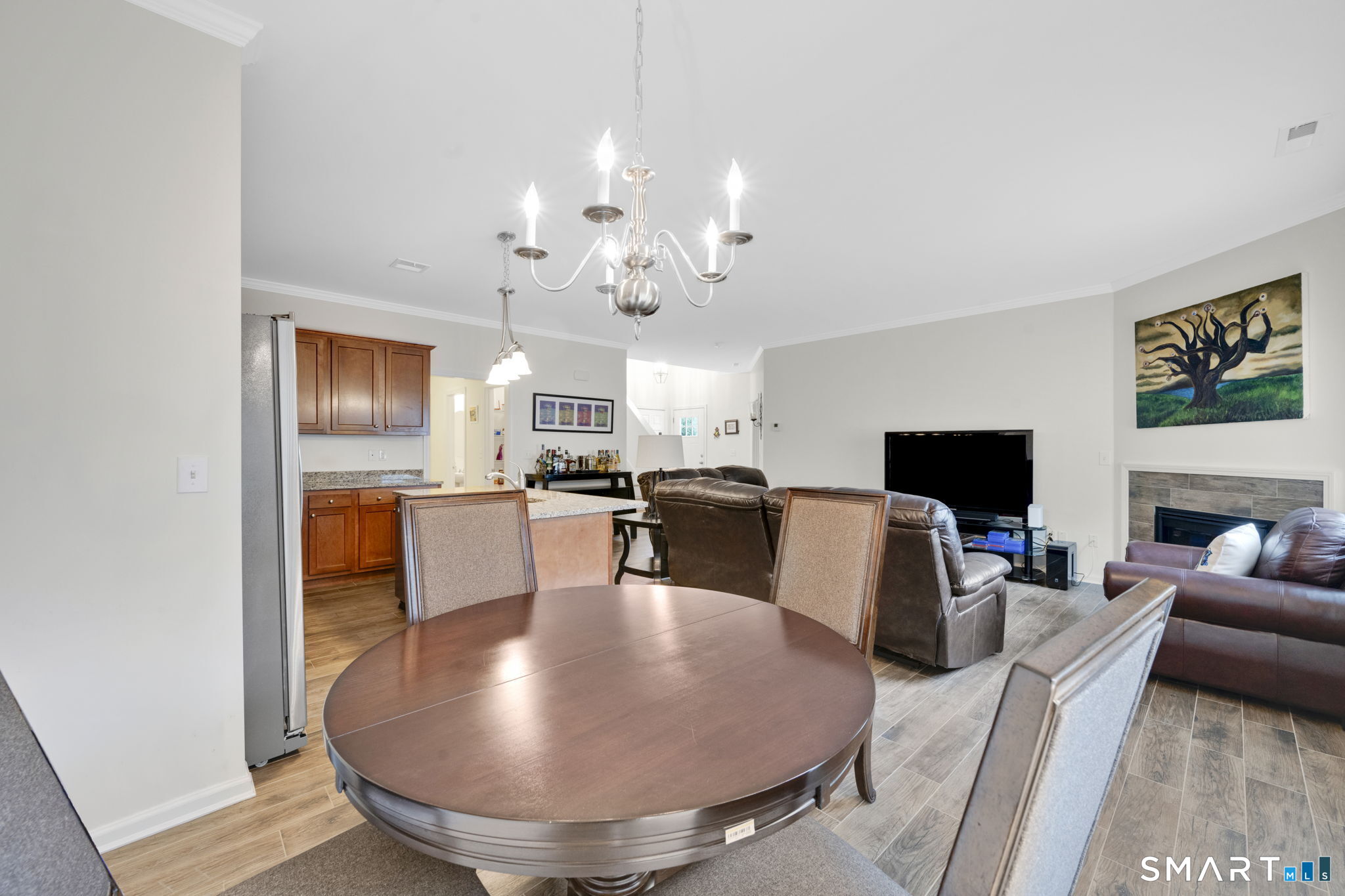 105 Pepin Place Unit: 105