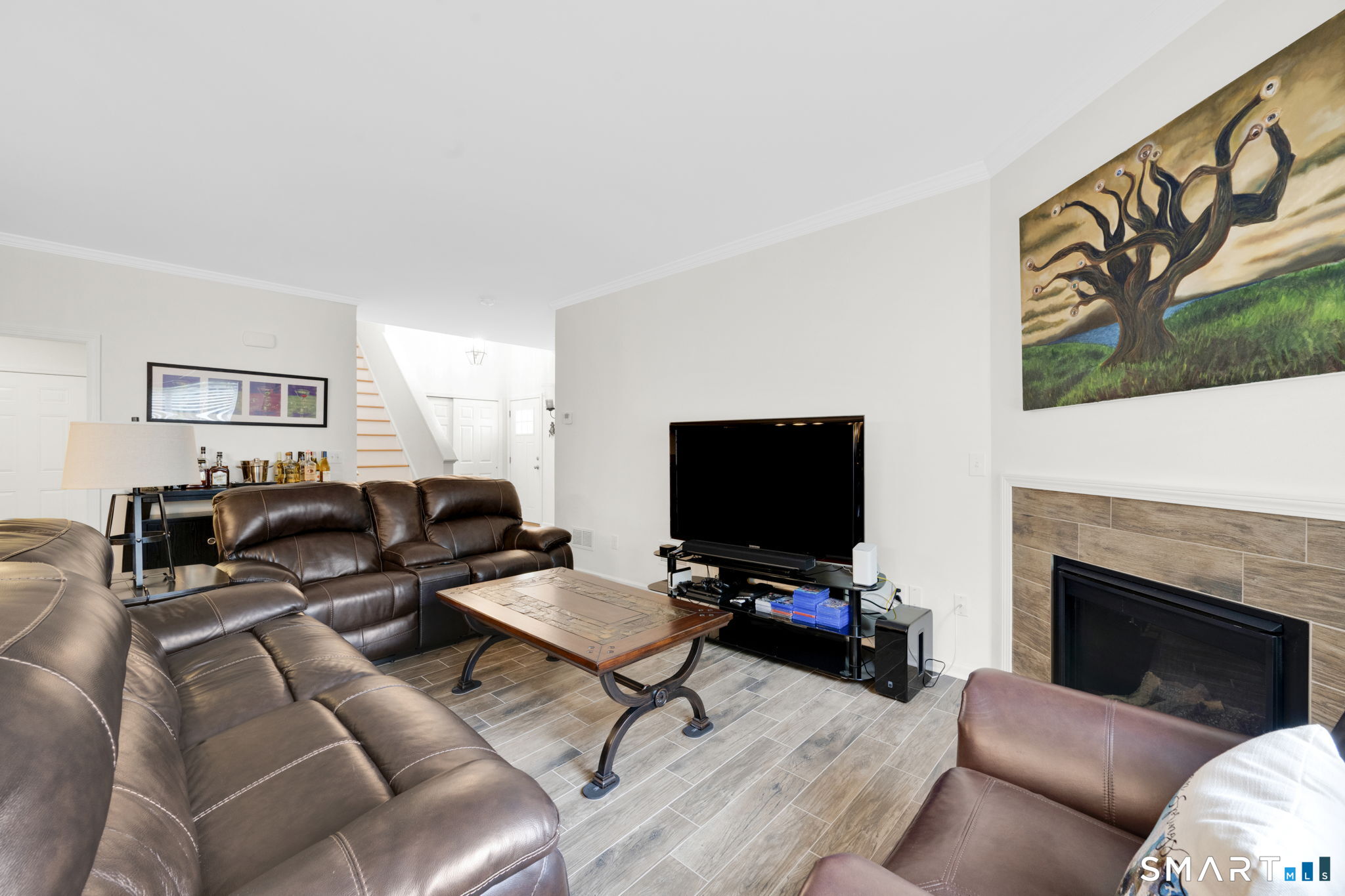 105 Pepin Place Unit: 105