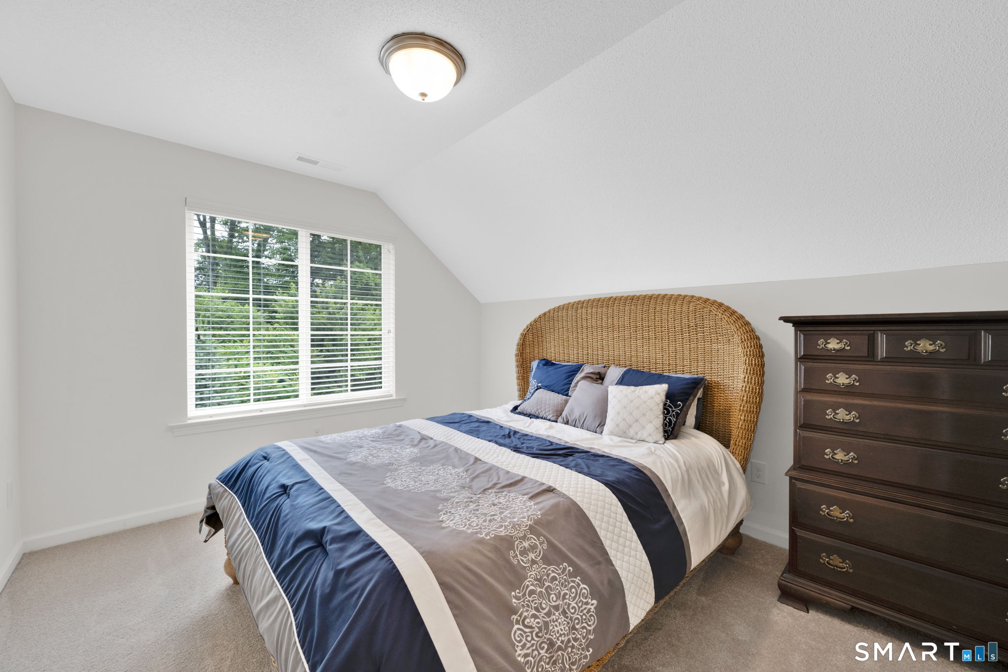 105 Pepin Place Unit: 105