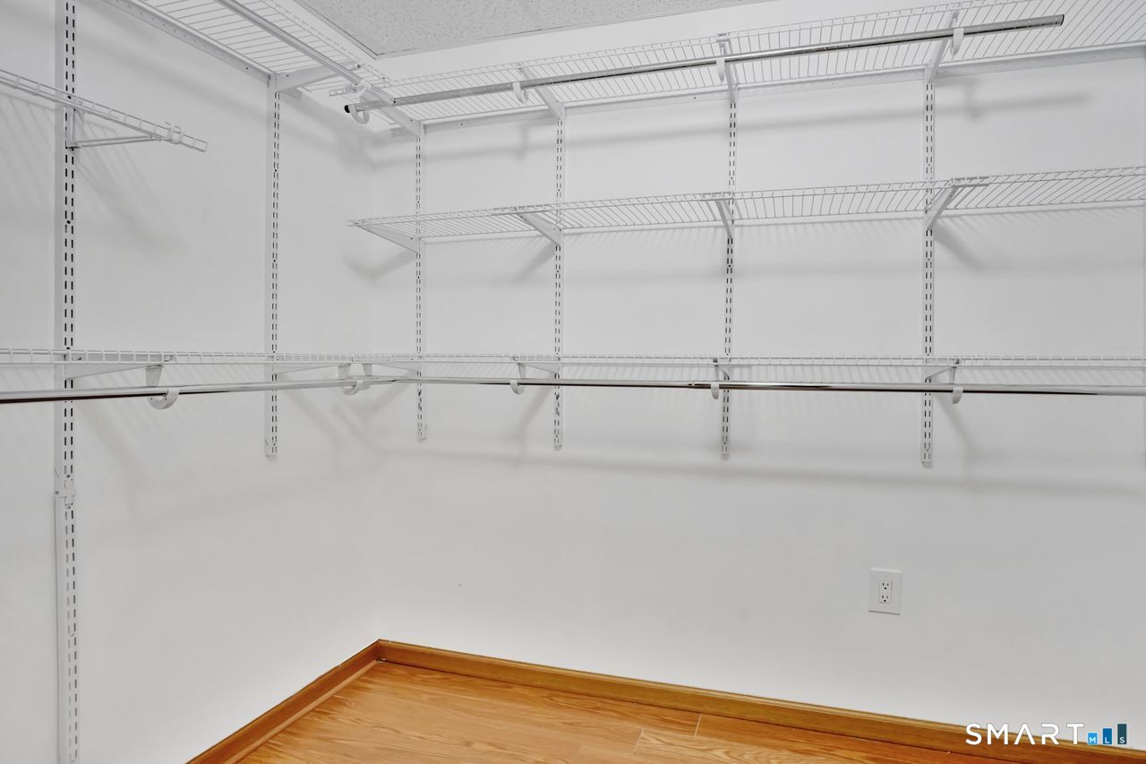 16 Vernon Avenue 8
