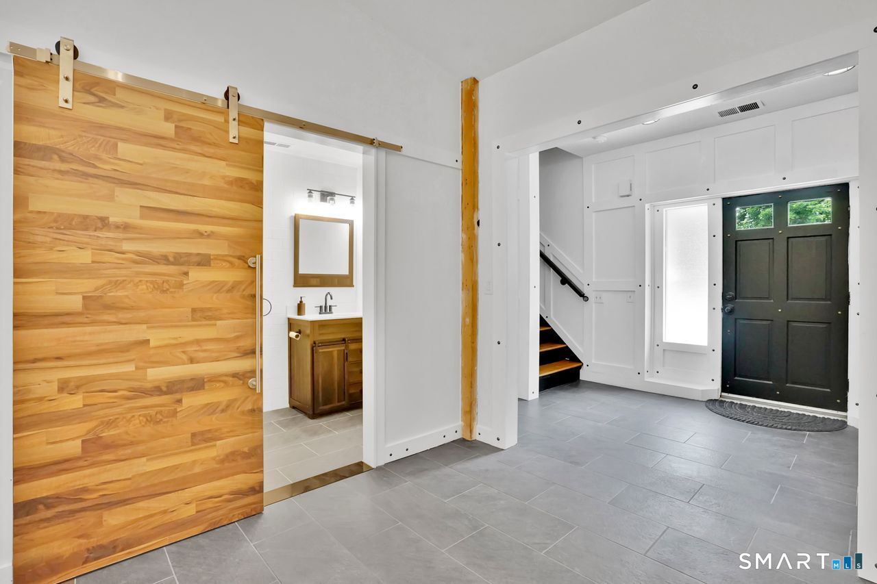 16 Vernon Avenue 8