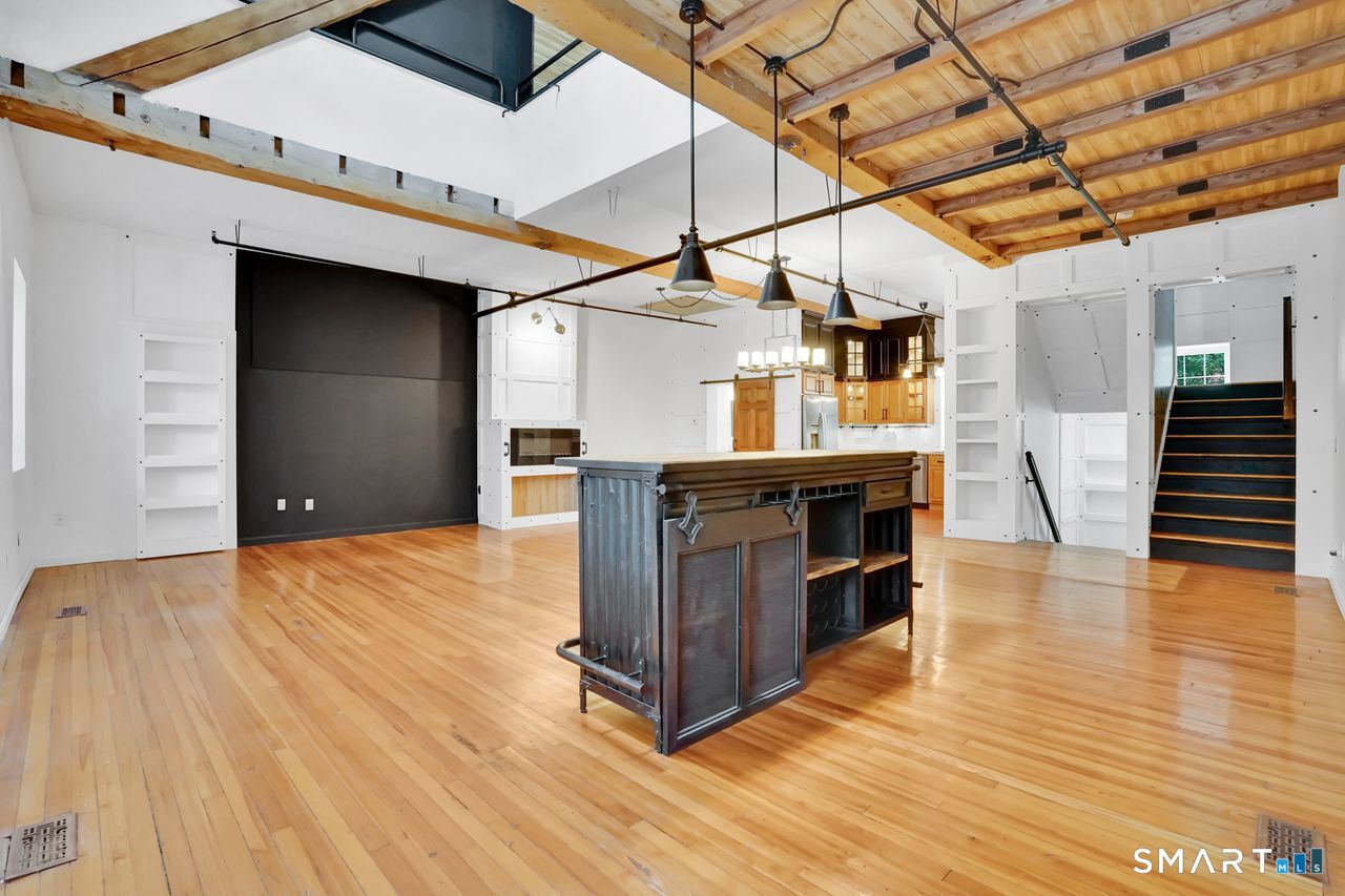 16 Vernon Avenue 8