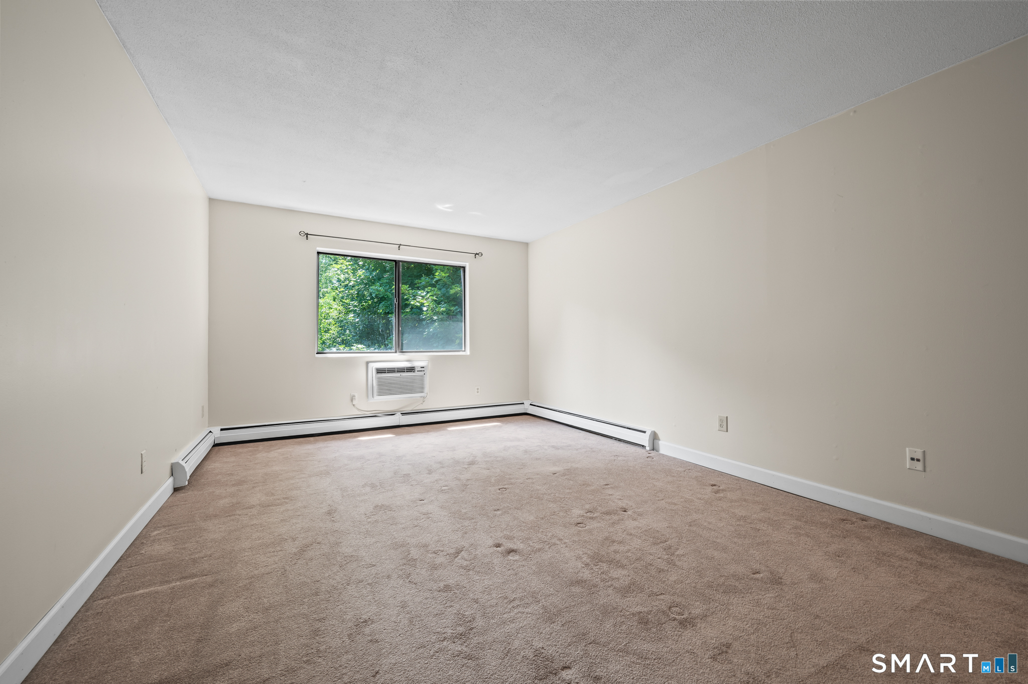 565 Talcottville Road Unit: 1C5
