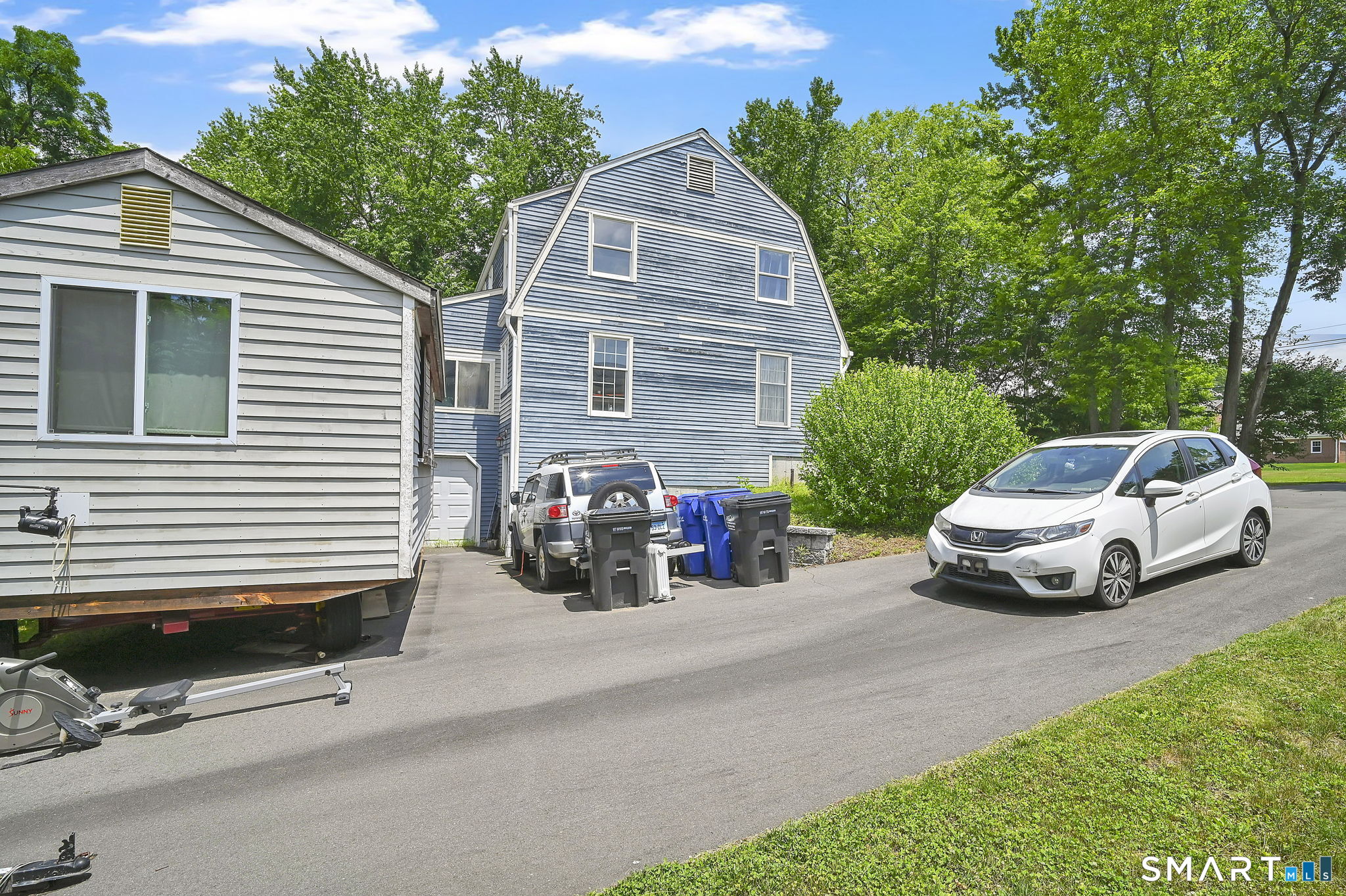 1575 Main Street