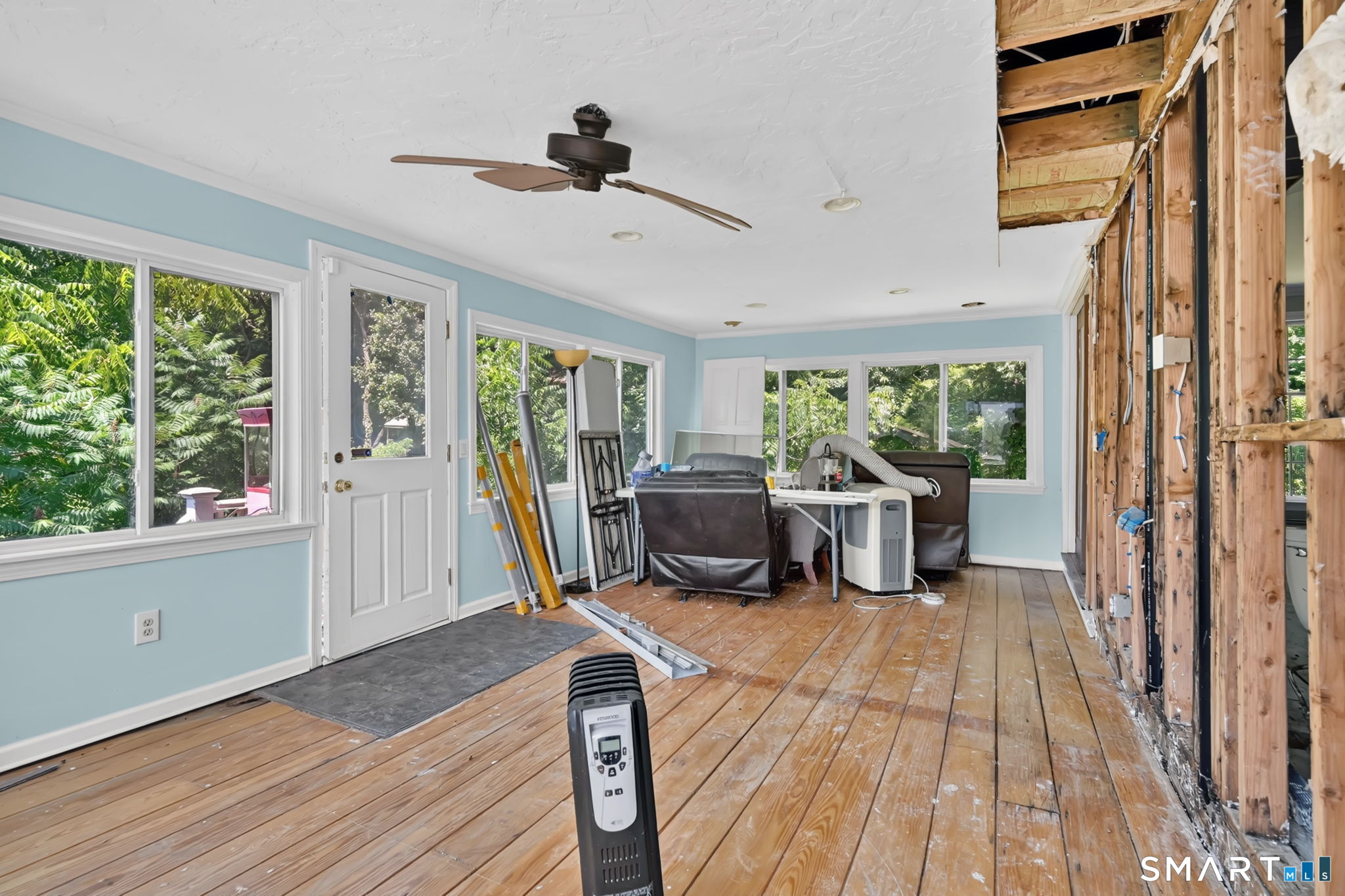 1575 Main Street