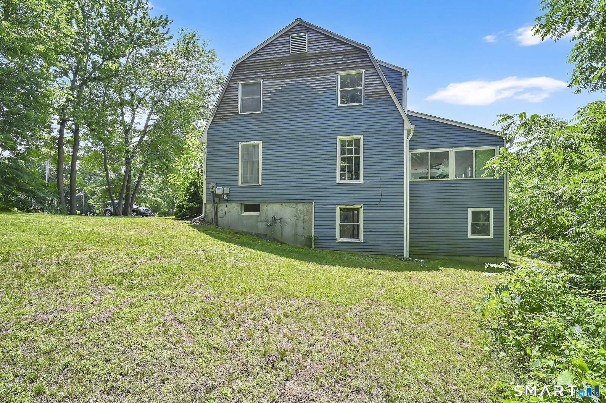 1575 Main Street