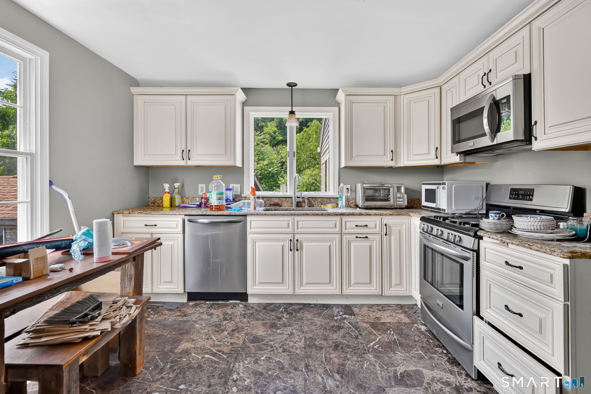 1575 Main Street