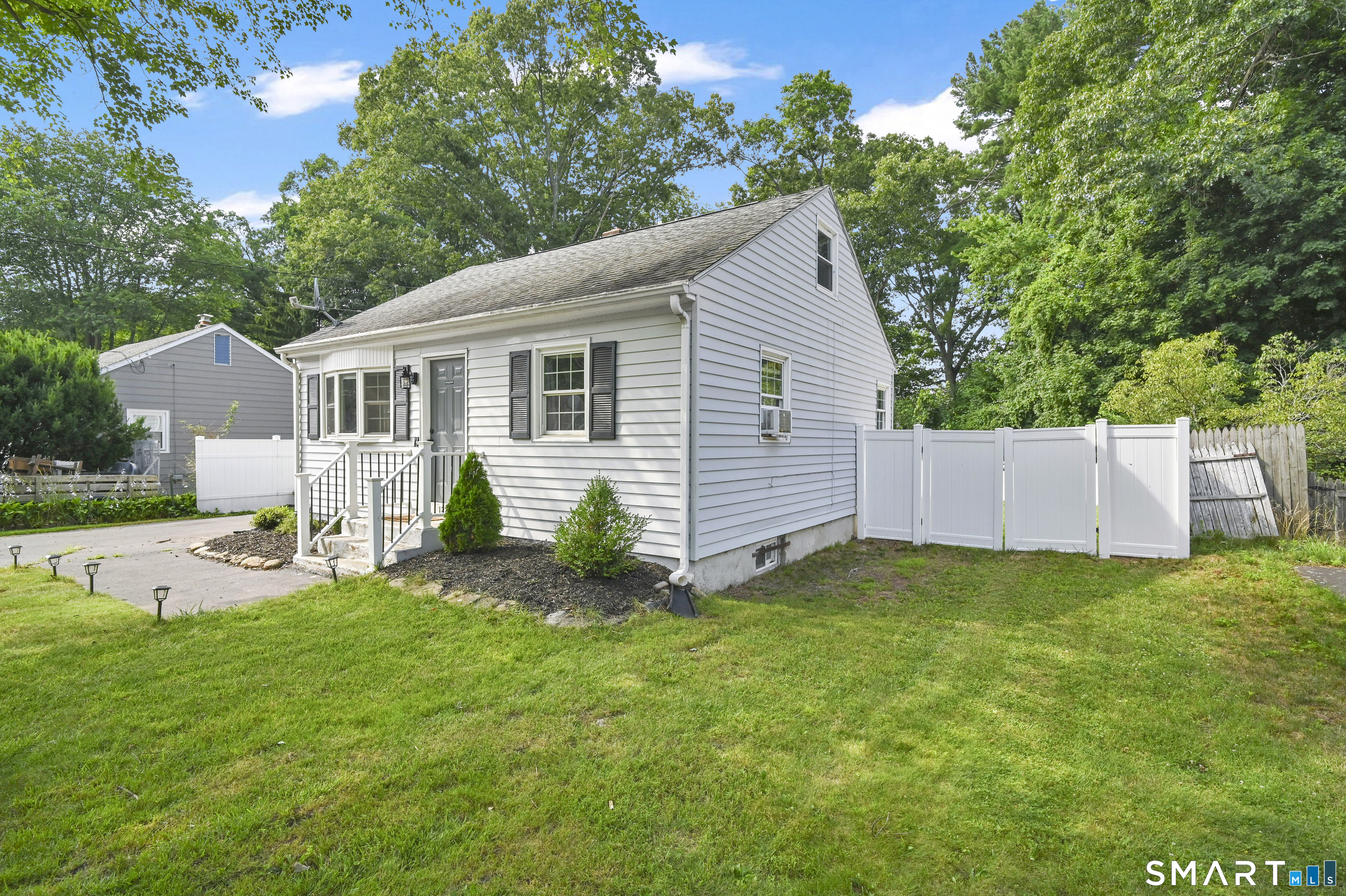 127 Deepwood Drive