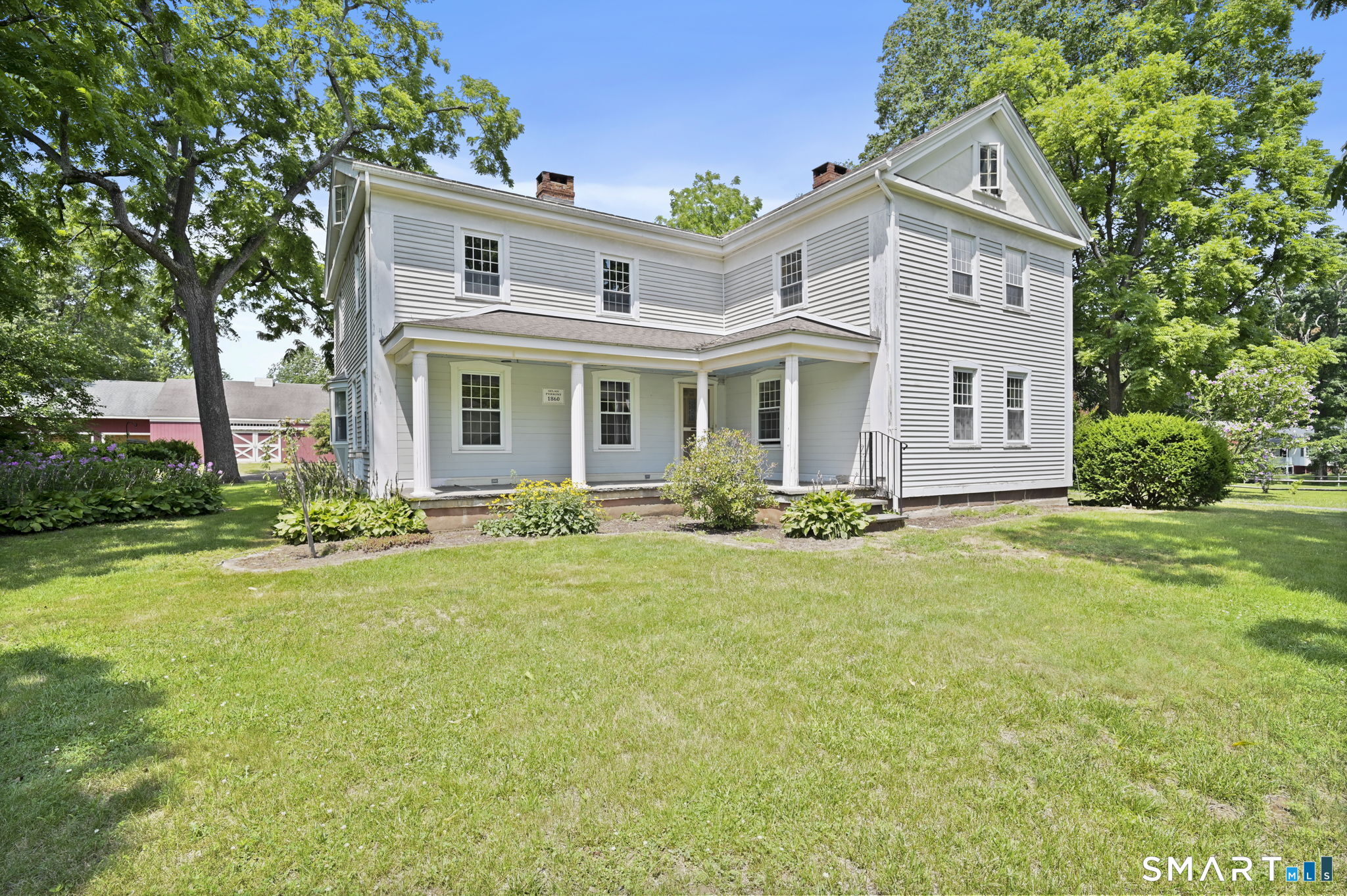 1689 Main Street