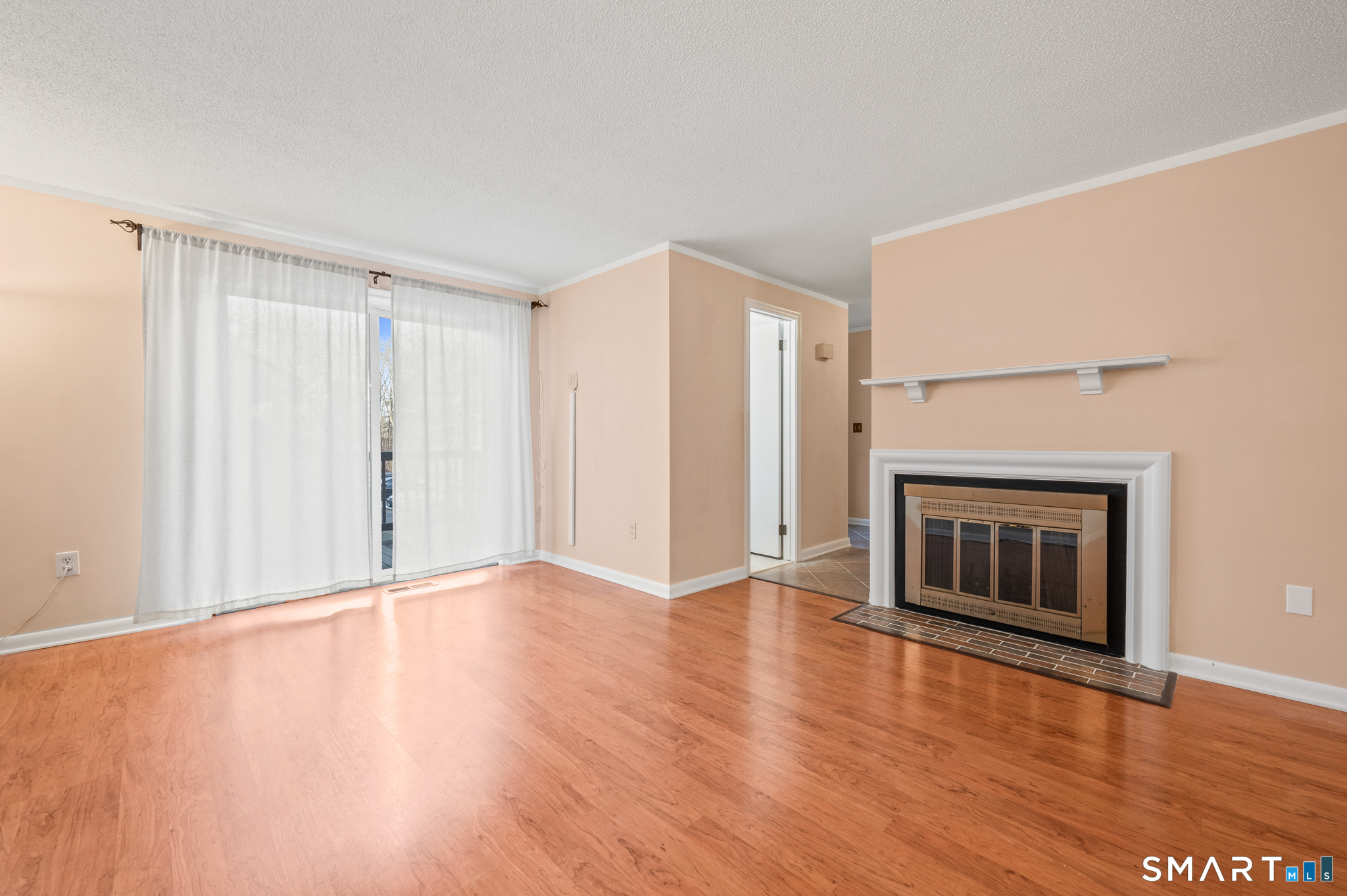 18 Dutton Place Way Unit: 18