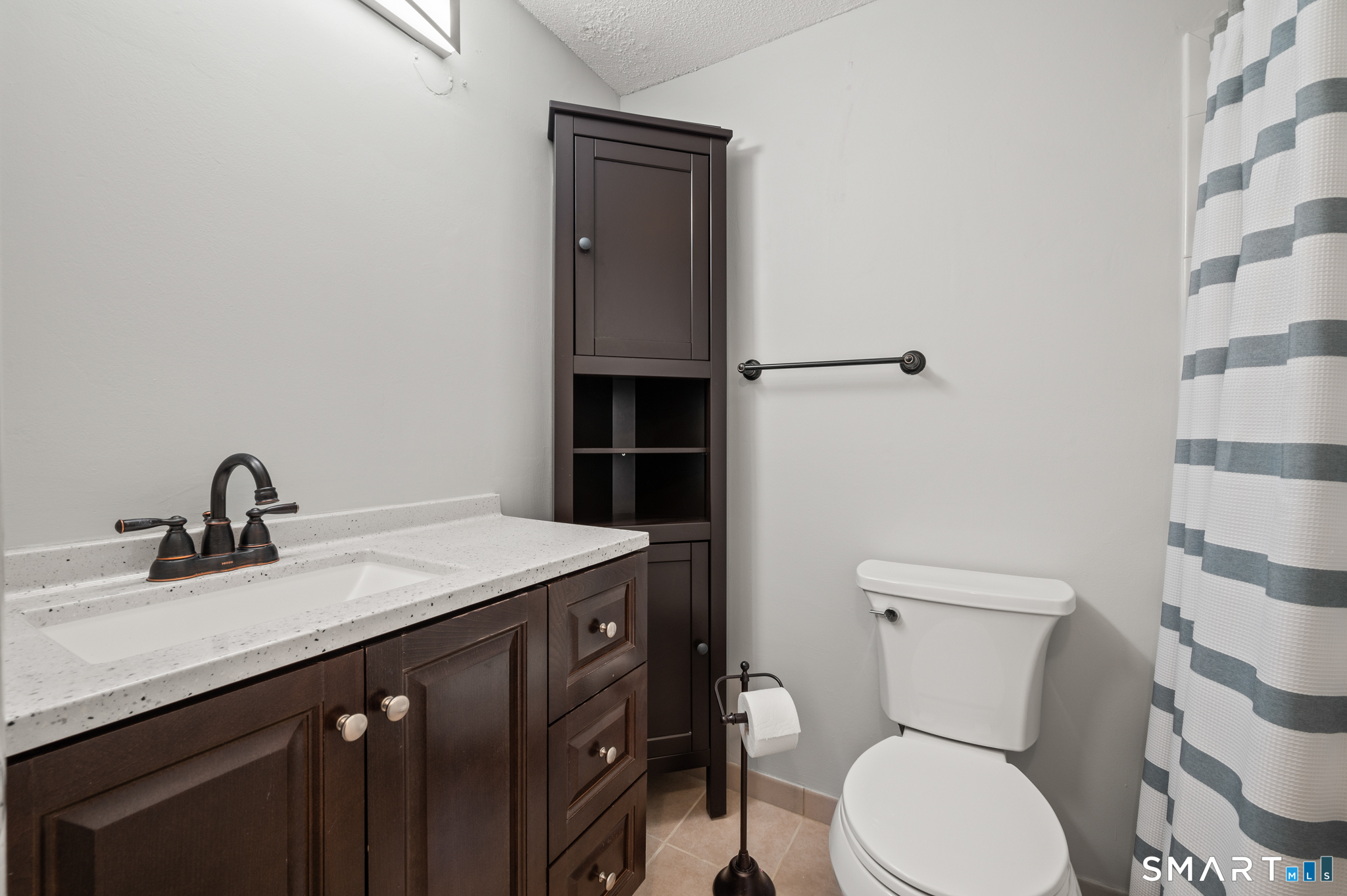 18 Dutton Place Way Unit: 18