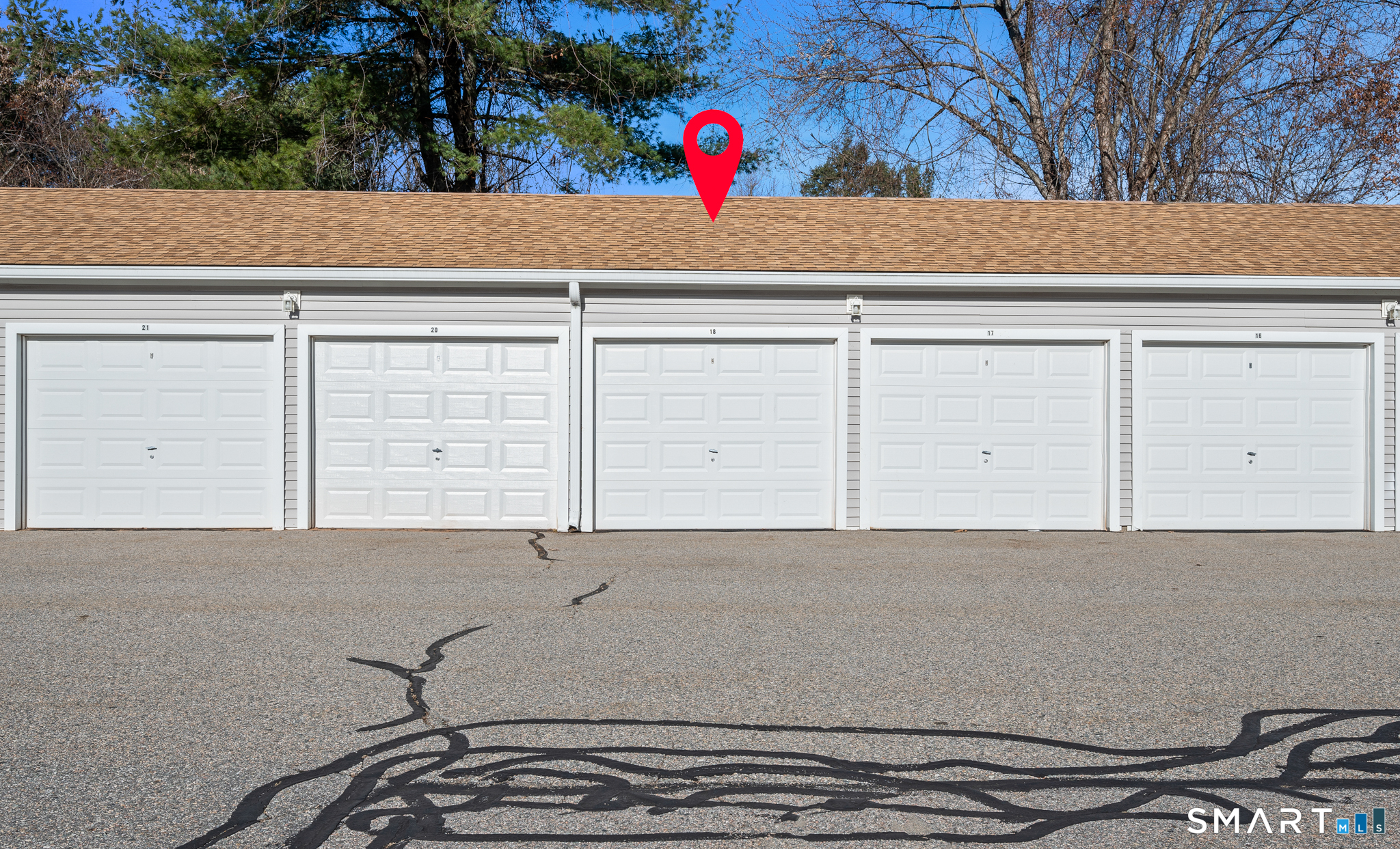 18 Dutton Place Way Unit: 18