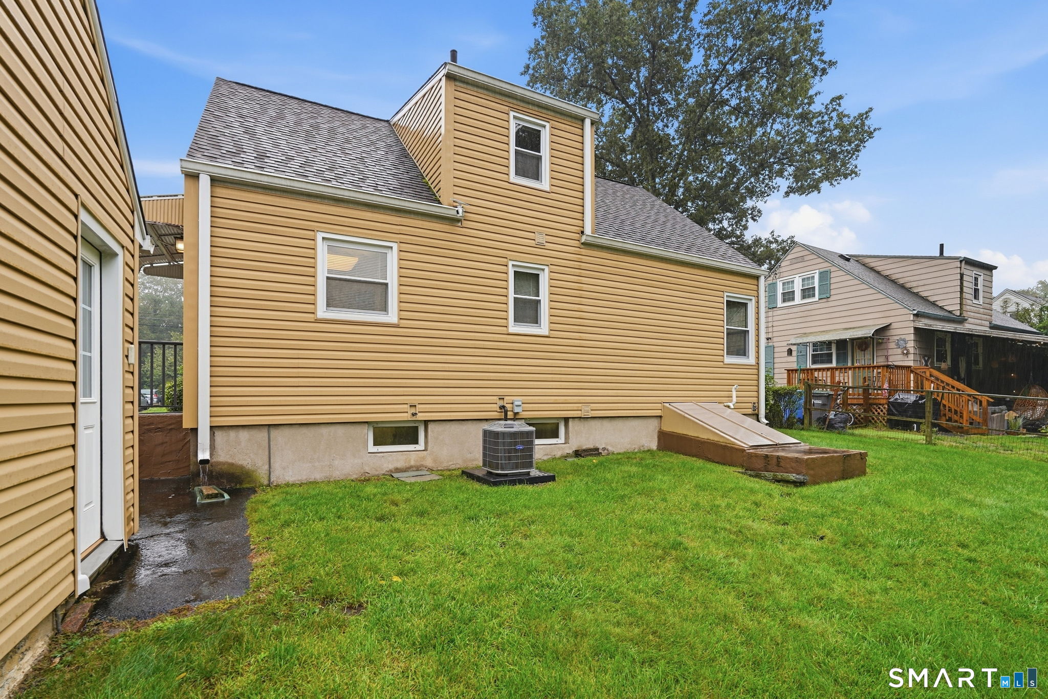 120 White Street