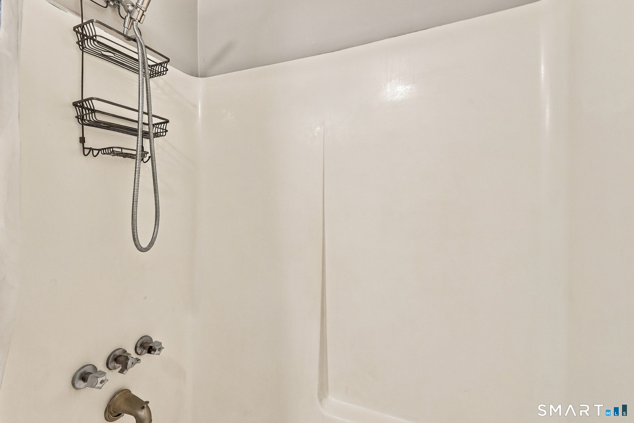 949 Pleasant Valley Road Unit: 4-3