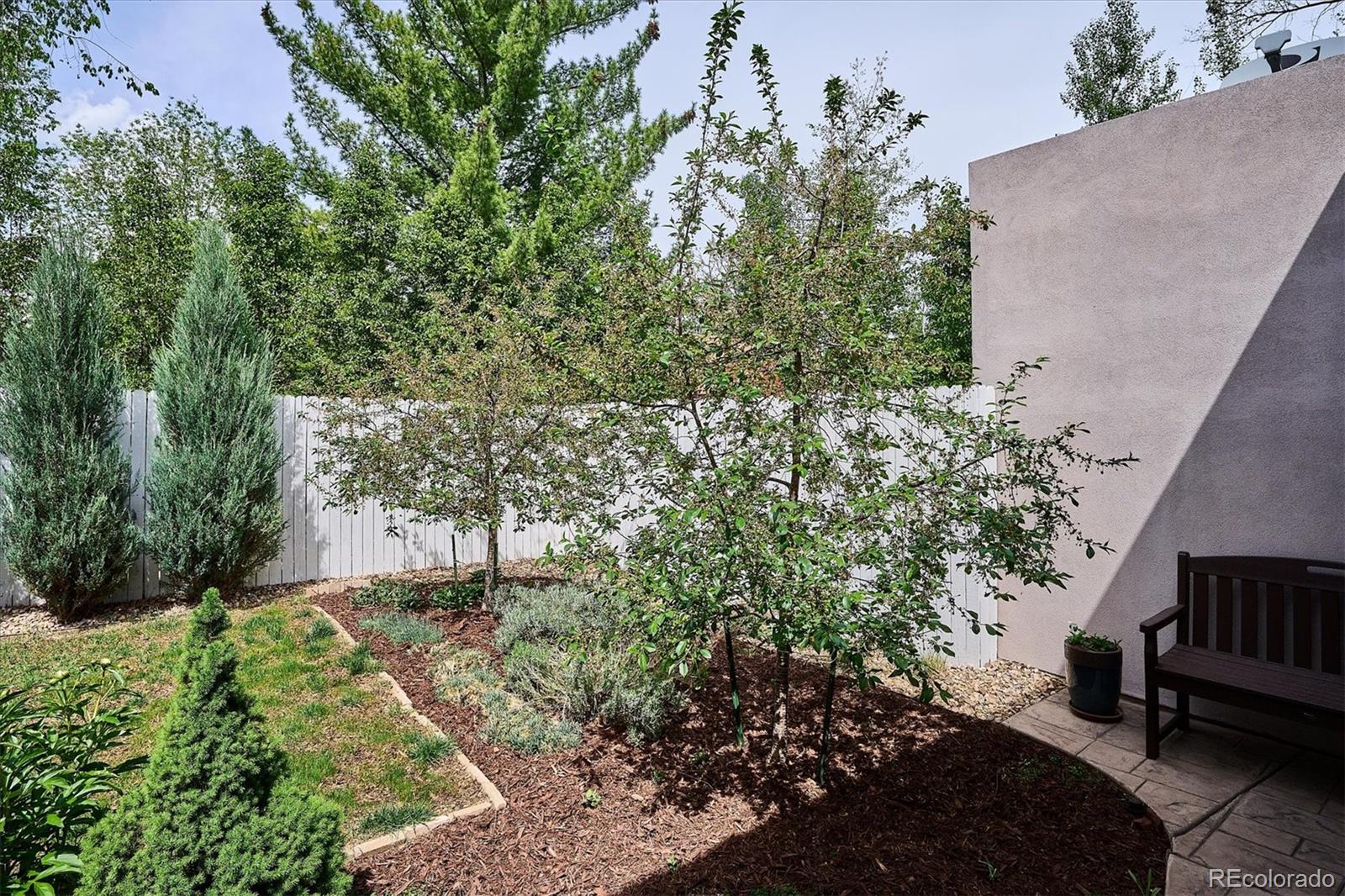 3823 W 39th Avenue