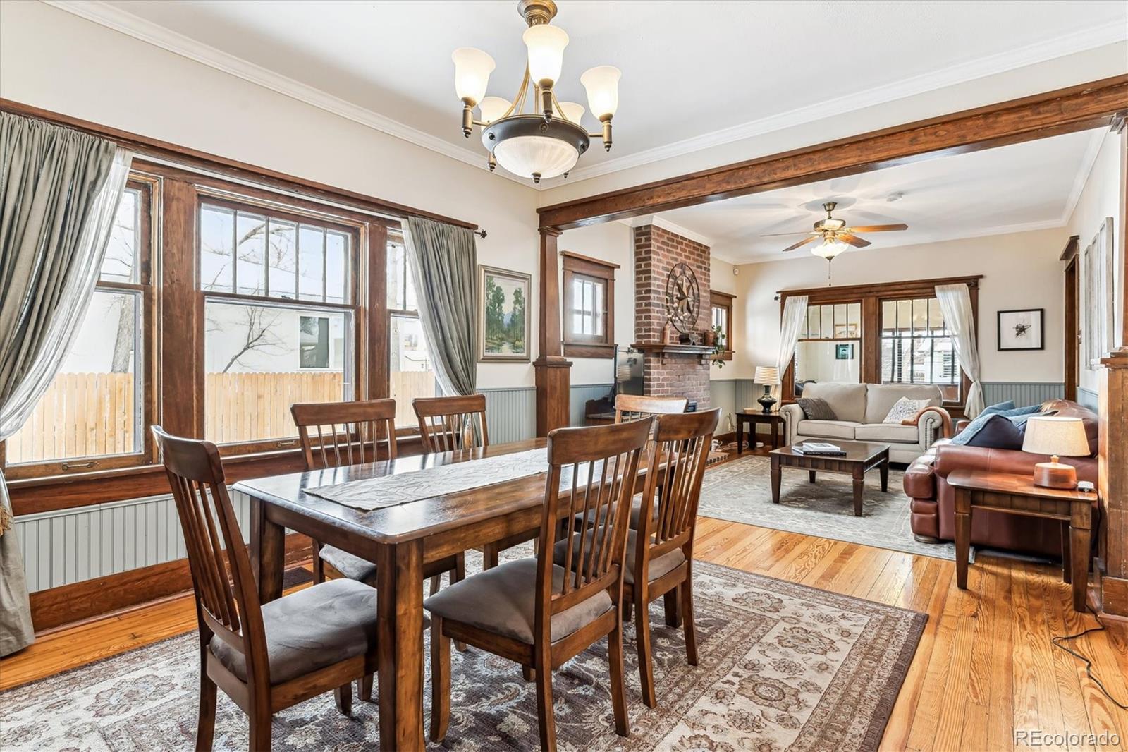 2410 S Lincoln Street