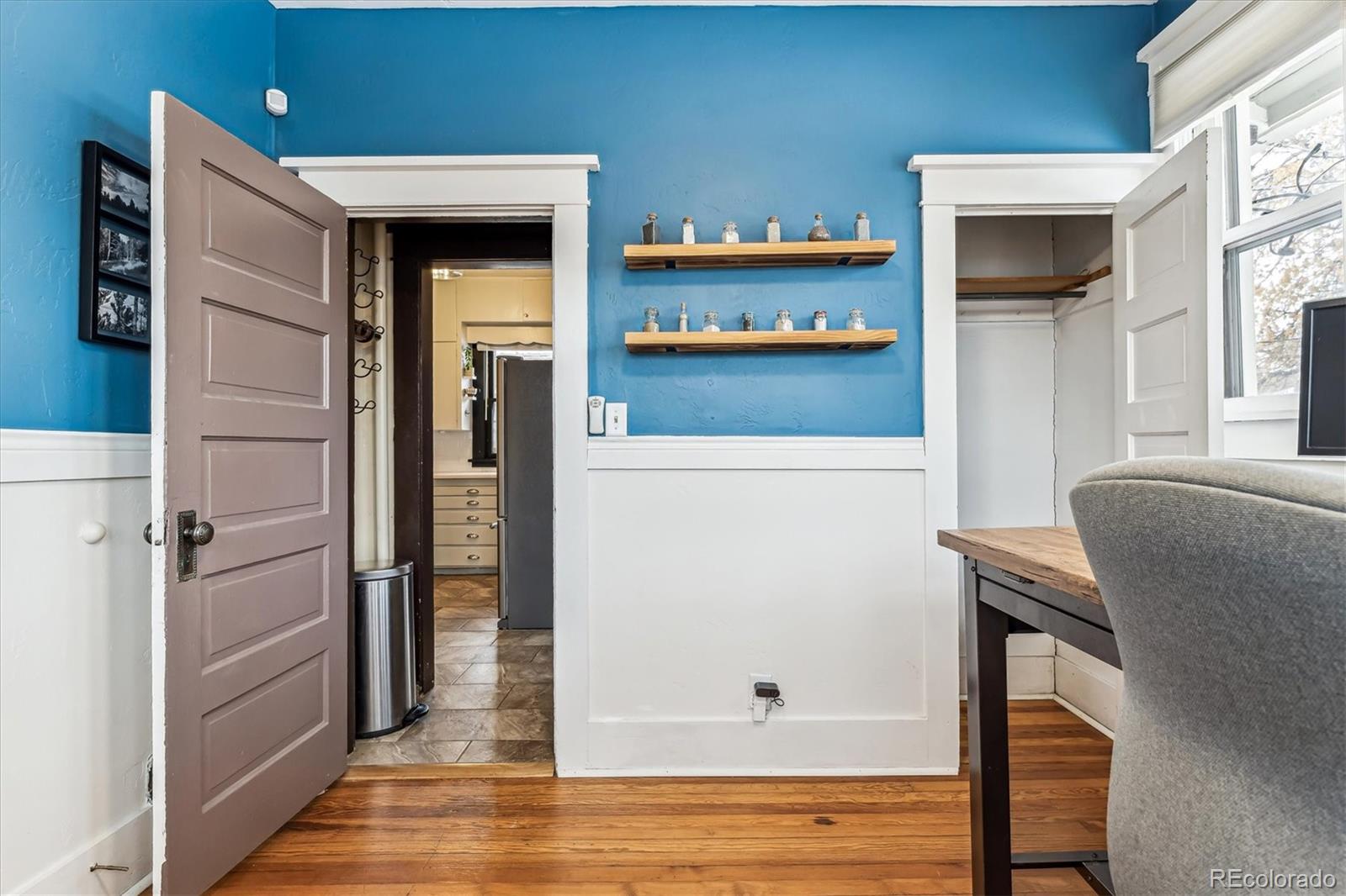 2410 S Lincoln Street