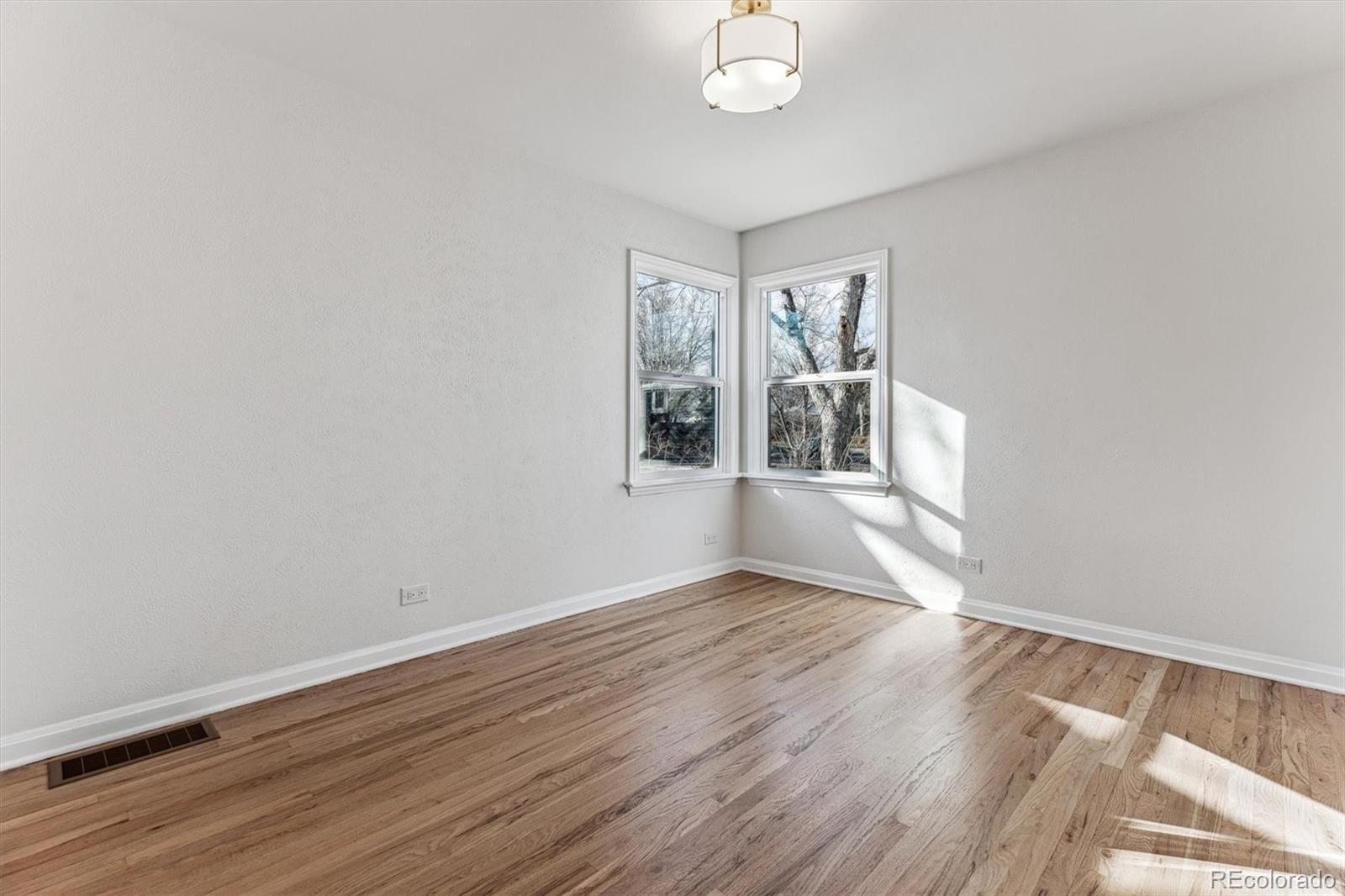 2626 S Pennsylvania Street