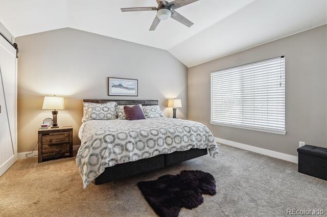 570 Clarendon Loop