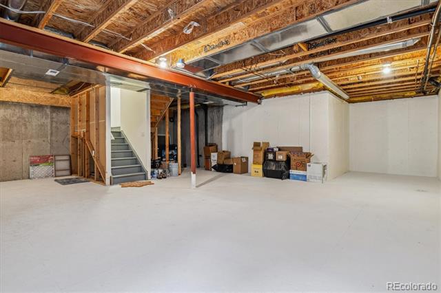 570 Clarendon Loop