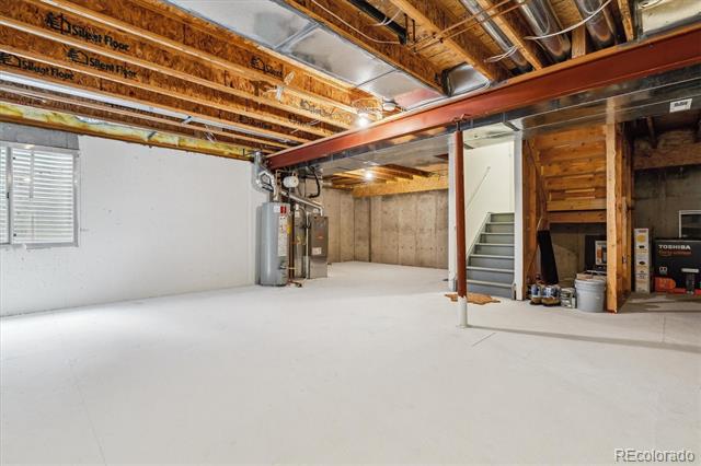 570 Clarendon Loop