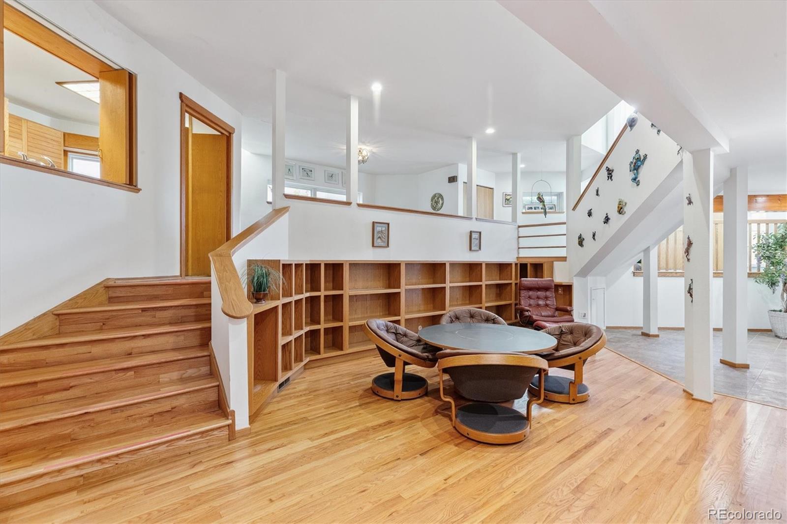 5305 E Dakota Avenue